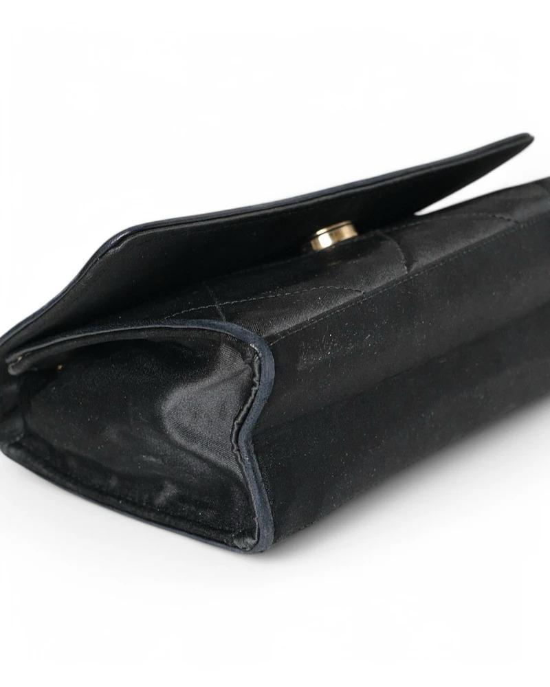 Chanel Bandoulière CC Satin Vintage Noir en vente 3