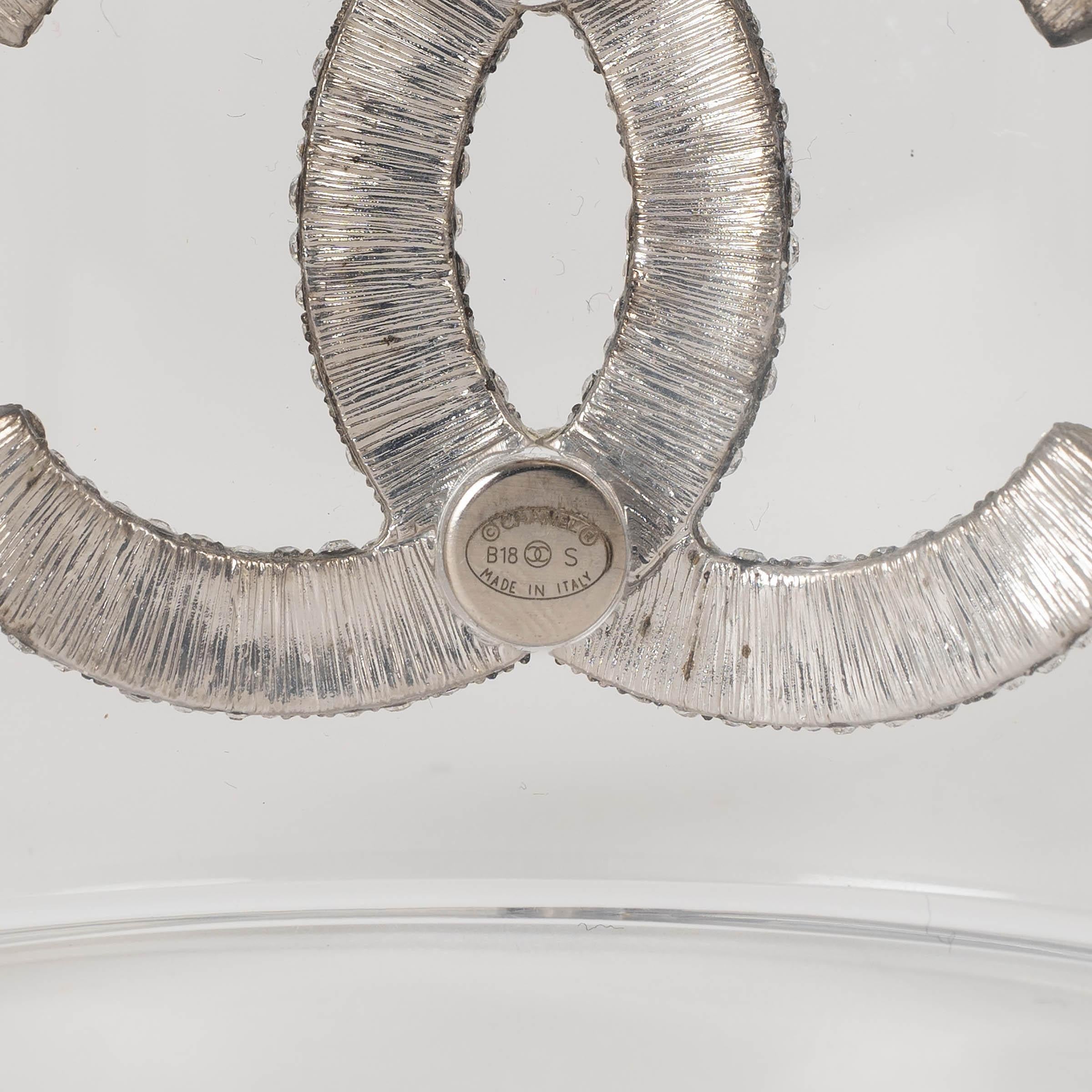 CHANEL transparent 18S CRYSTAL CC LUCITE Cuff Bracelet 3