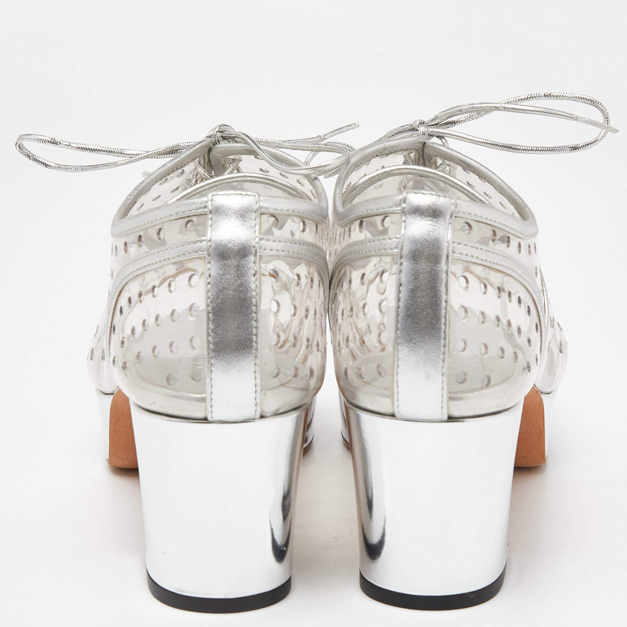 Chanel Transparent/Silver Pvc and Leather CC Block Heel Lace Up Platform Size 41 For Sale 3