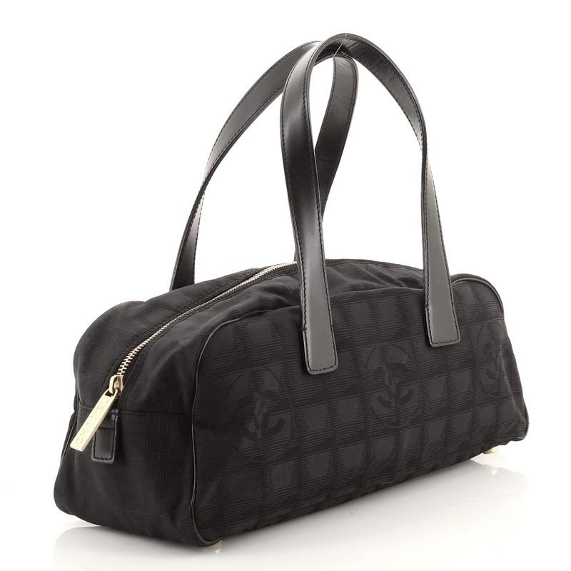 Chanel Reisetasche Nylon Medium (Schwarz)
