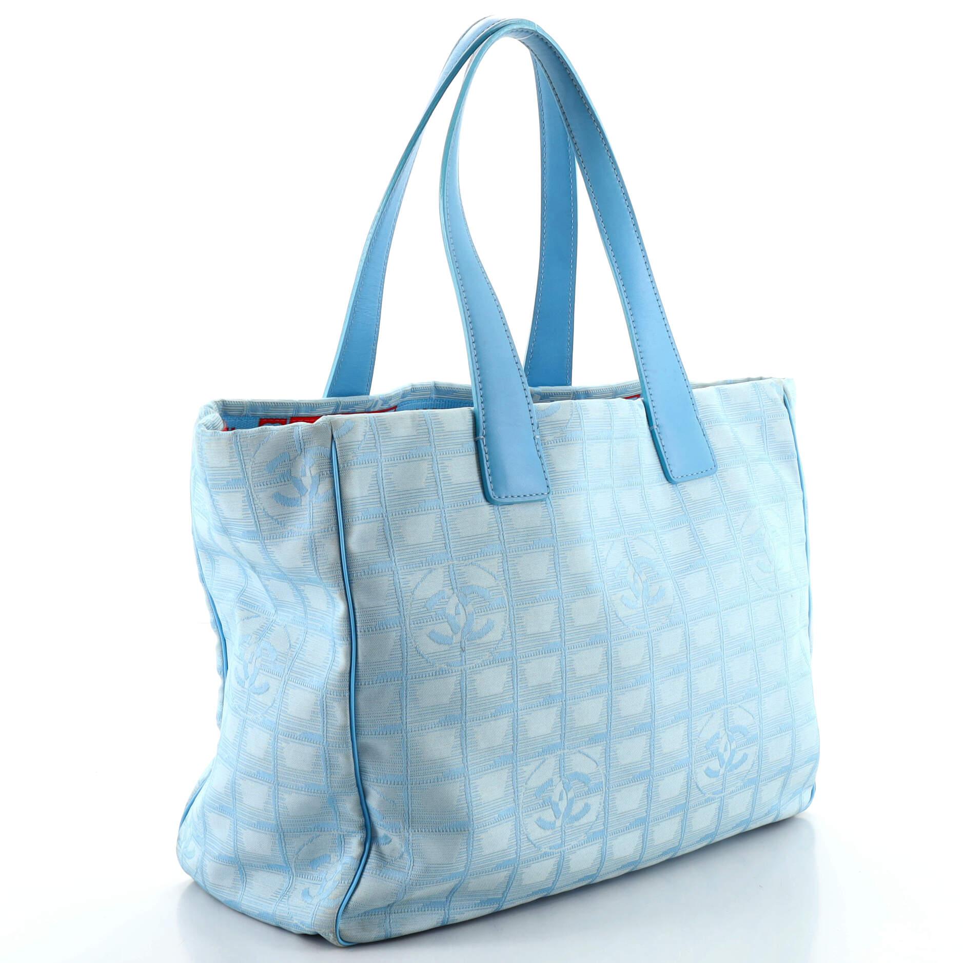 baby blue chanel bag