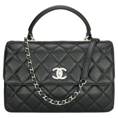 Sac CC CHANEL tendance en cuir d'agneau noir moyen avec finitions métalliques argentées 2017