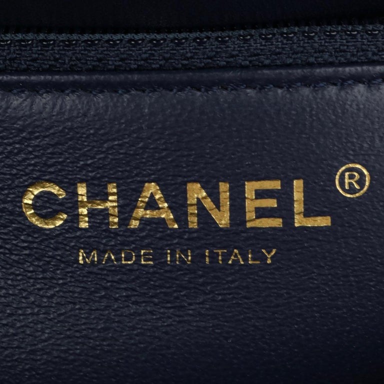 CHANEL Trendy CC Bag Medium Navy Lambskin with Light Gold Hardware 2017