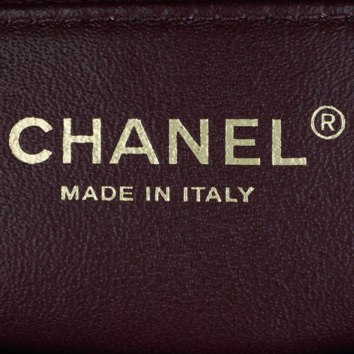 CHANEL Trendy CC Bag Small Blue Lambskin Light Gold Hardware 2017 For Sale 11