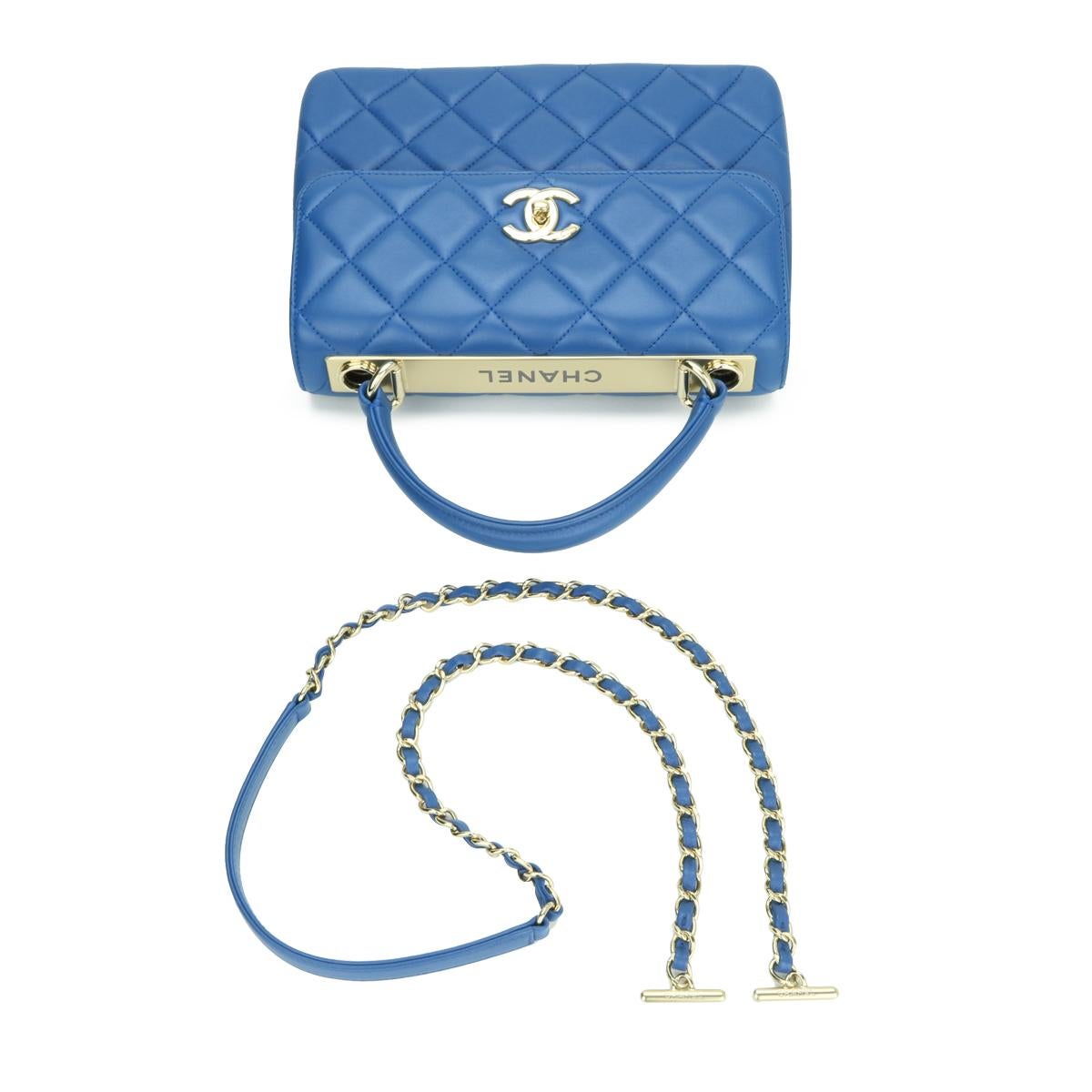 CHANEL Trendy CC Bag Small Blue Lambskin Light Gold Hardware 2019 For Sale 7