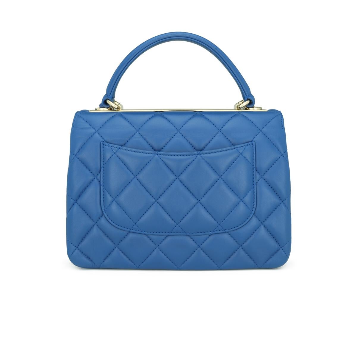 CHANEL Trendy CC Bag Small Blue Lambskin Light Gold Hardware 2019 In Good Condition For Sale In Huddersfield, GB