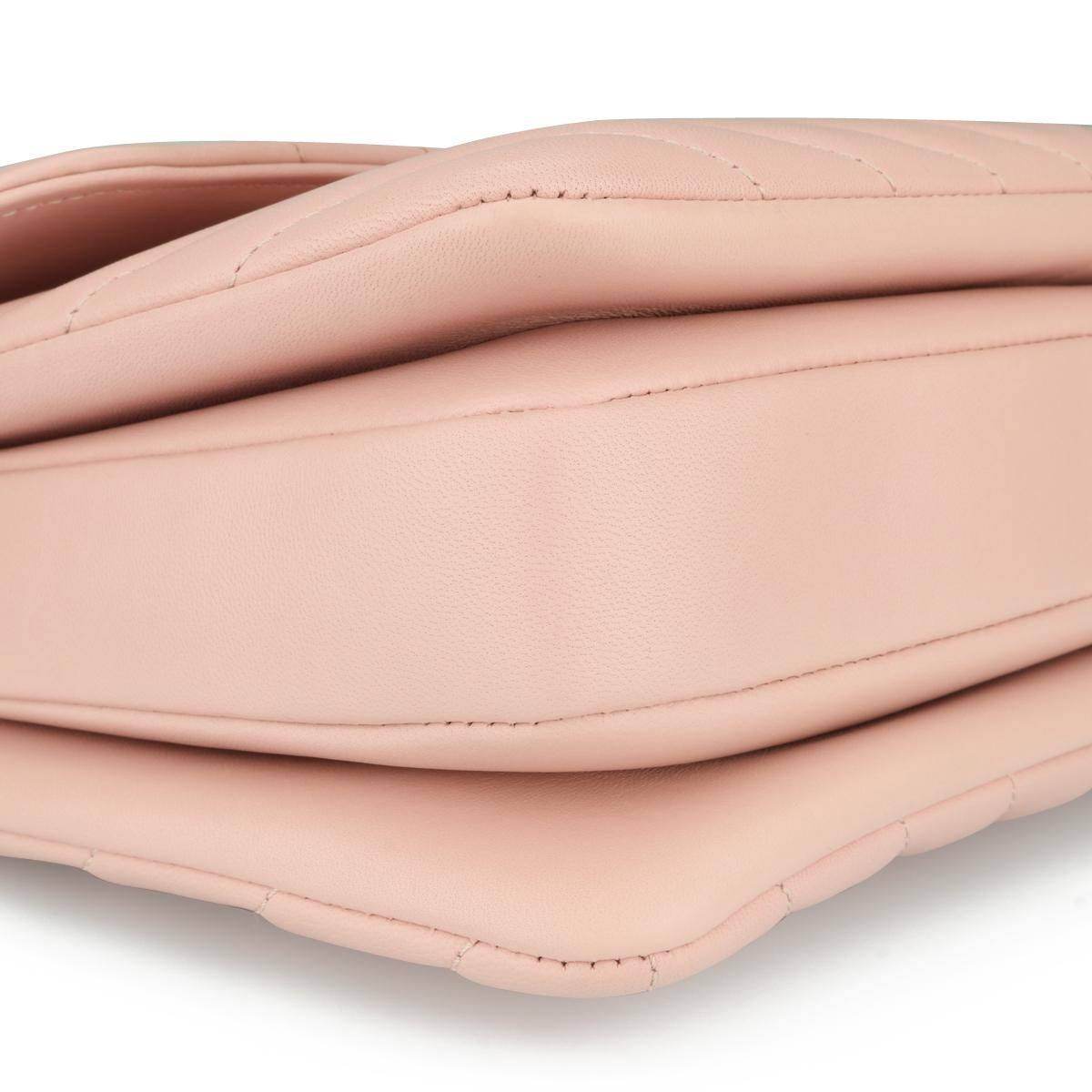 CHANEL Trendy CC Bag Small Chevron Light Pink Lambskin with Light Gold HW 2018 1