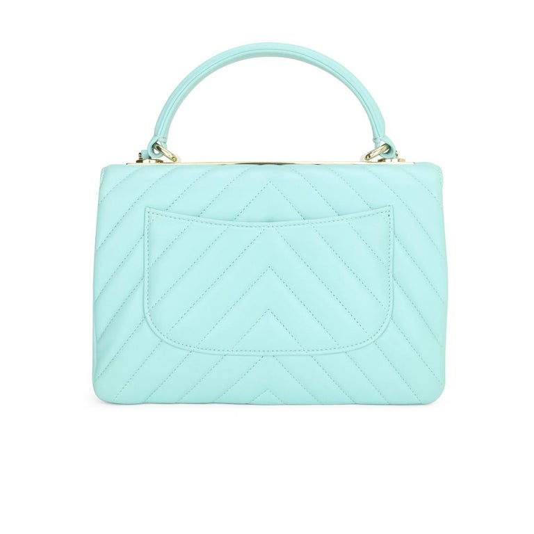 Trapezio handbag Chanel Blue in Synthetic - 25686331