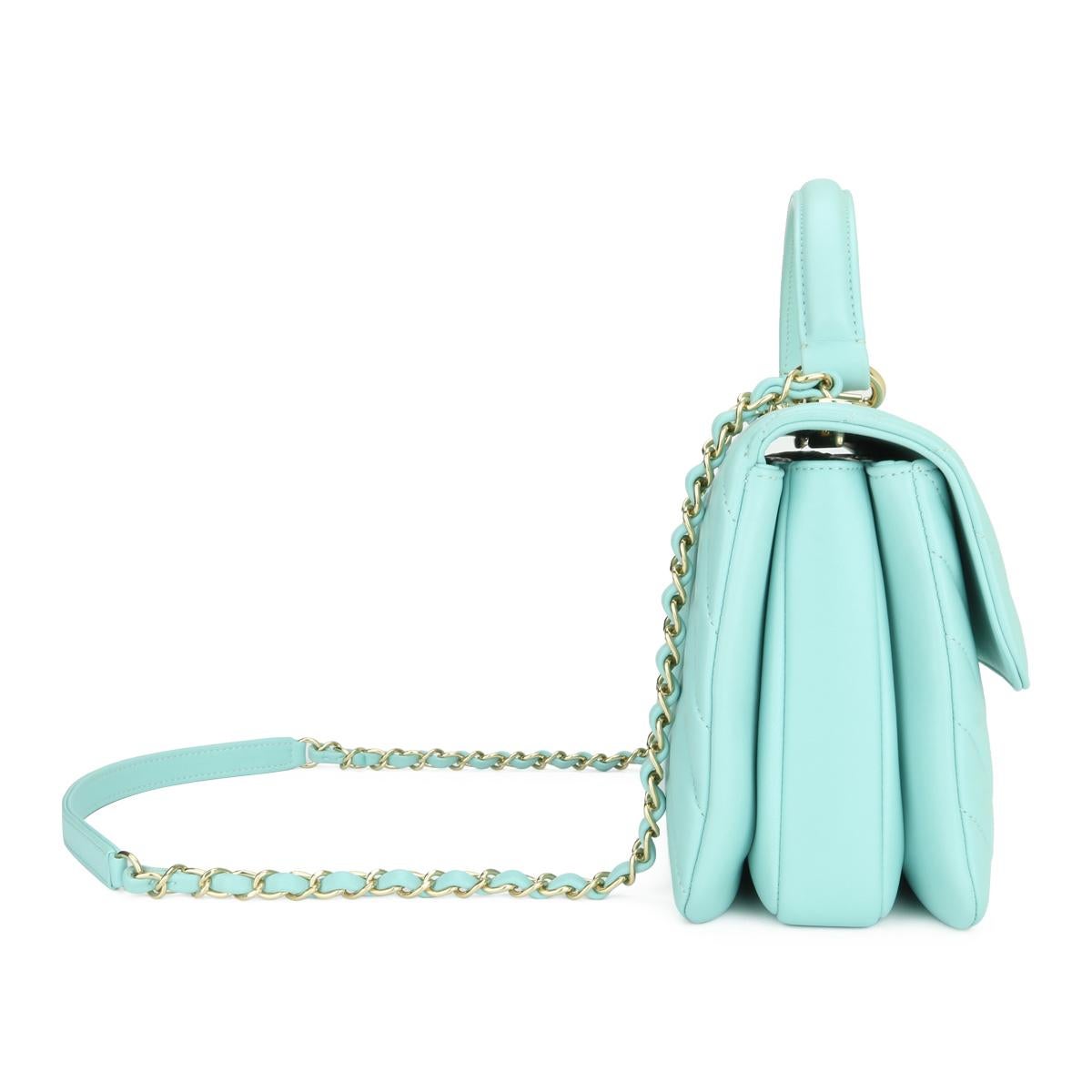 CHANEL Trendy CC Bag Small Chevron Tiffany Blue Lammleder Gold Hardware 2019 für Damen oder Herren