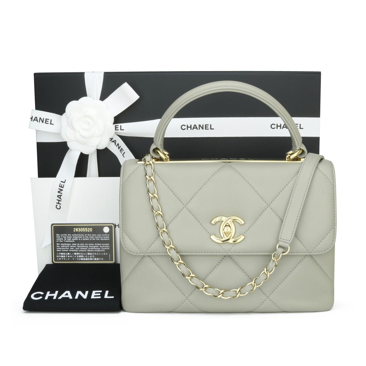 CHANEL Trendy CC Top Handle Small Bag Large Quilt Grey Lambskin with Light Gold Hardware 2019.

This stunning bag is in excellent condition, the bag still holds its shape very well, and the hardware is still very shiny.

This top handle bag is