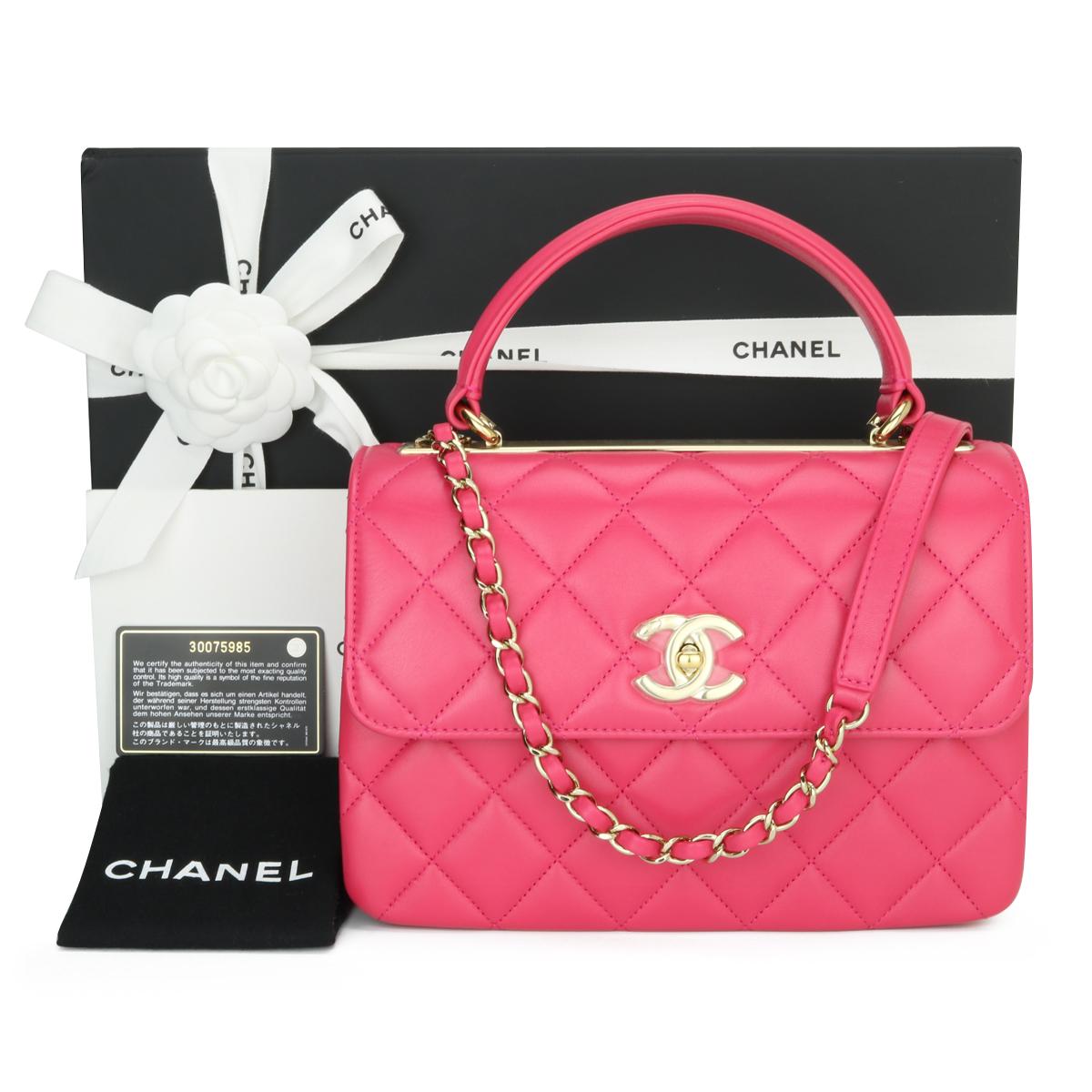CHANEL Trendy CC Top Handle Bag Small Pink Quilted Lambskin with Light Gold Hardware 2020.

This stunning bag is in as-new condition, the bag still holds its original shape, and the hardware is still very shiny. The leather smells fresh as if
