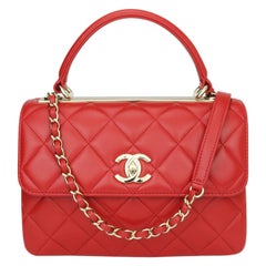 CHANEL Trendy CC Tasche Kleines rotes Lammfell mit hellgoldener Hardware 2020