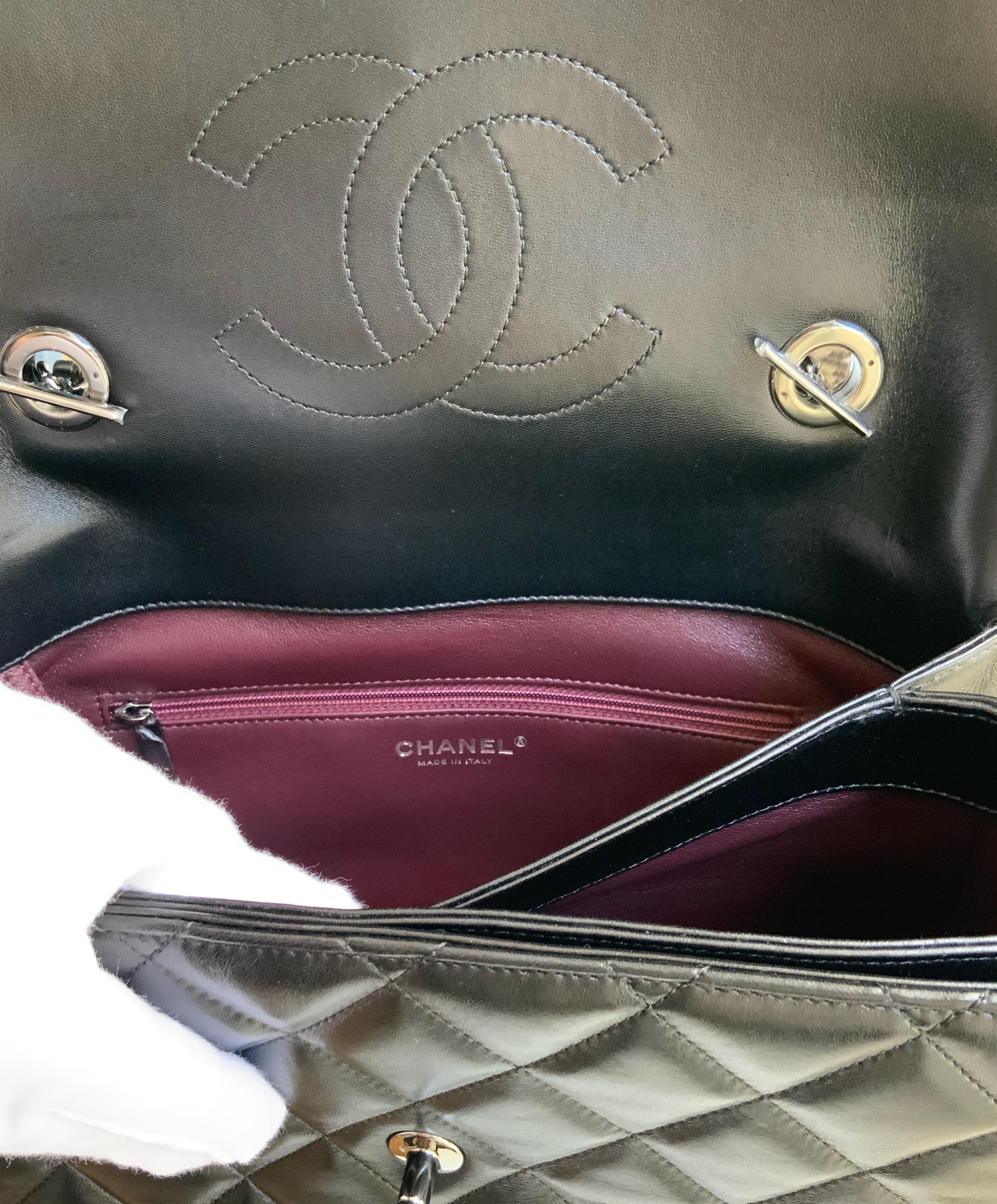 Chanel Trendy CC Schwarz Leder Top Handle Tasche 11