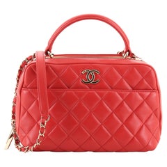 Chanel Trendy CC Bowlingtasche aus gestepptem Lammfell Medium