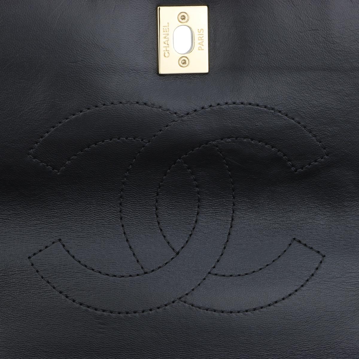 CHANEL Trendy CC Chevron Top Handle Bag Medium Black Lambskin Gold Hardware 2018 For Sale 9