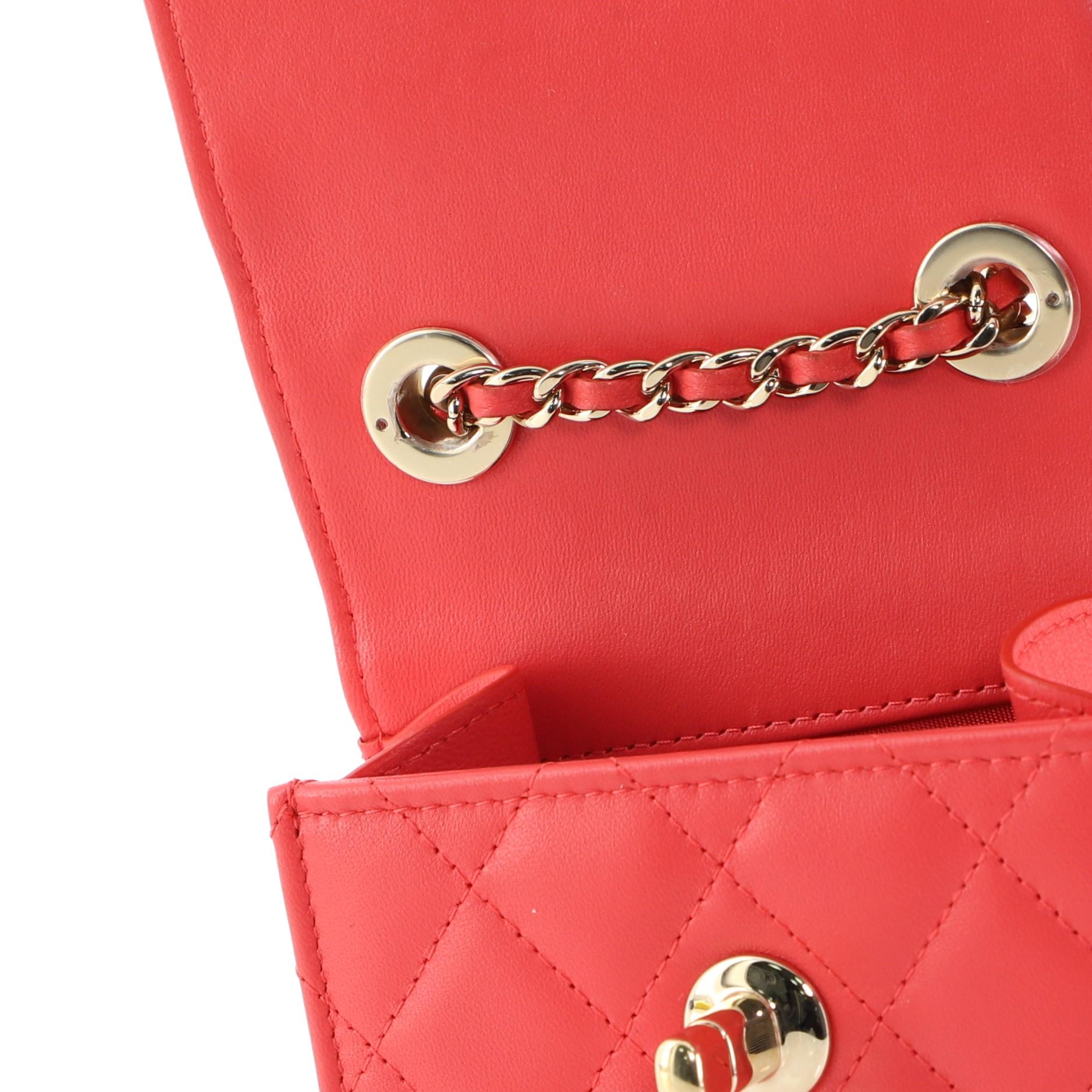 Women's or Men's Chanel Trendy CC Clutch with Chain Quilted Lambskin Small