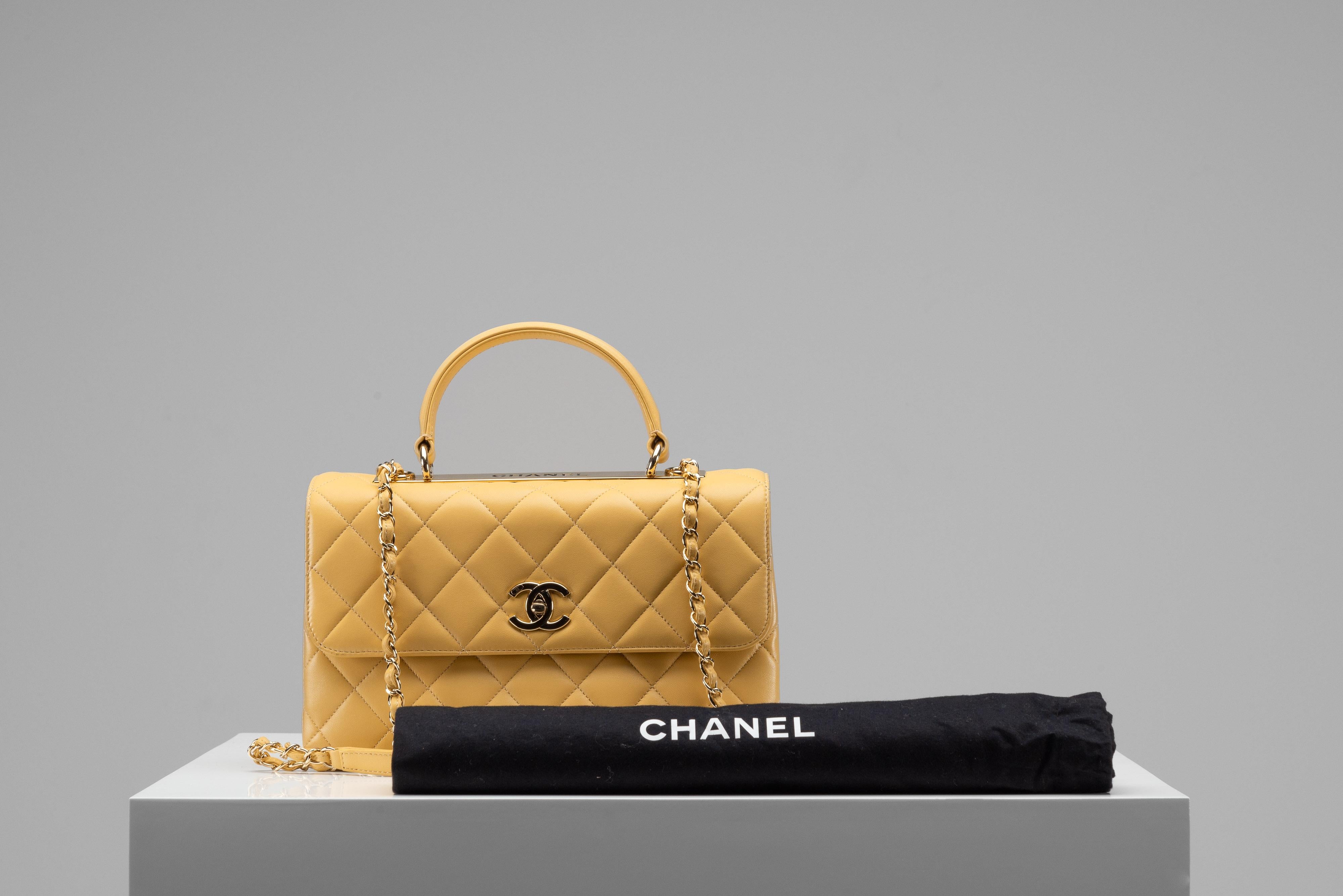 From the collection of SAVINETI we offer this Chanel Trendy CC Bag:
- Brand: Chanel
- Model: Trendy CC Medium
- Color: Yellow
- Year: 2017
- Condition: Very Good Condition
- Materials: Lambskin, Gold-Color Hardware
- Extras: Hologram, Authenticity