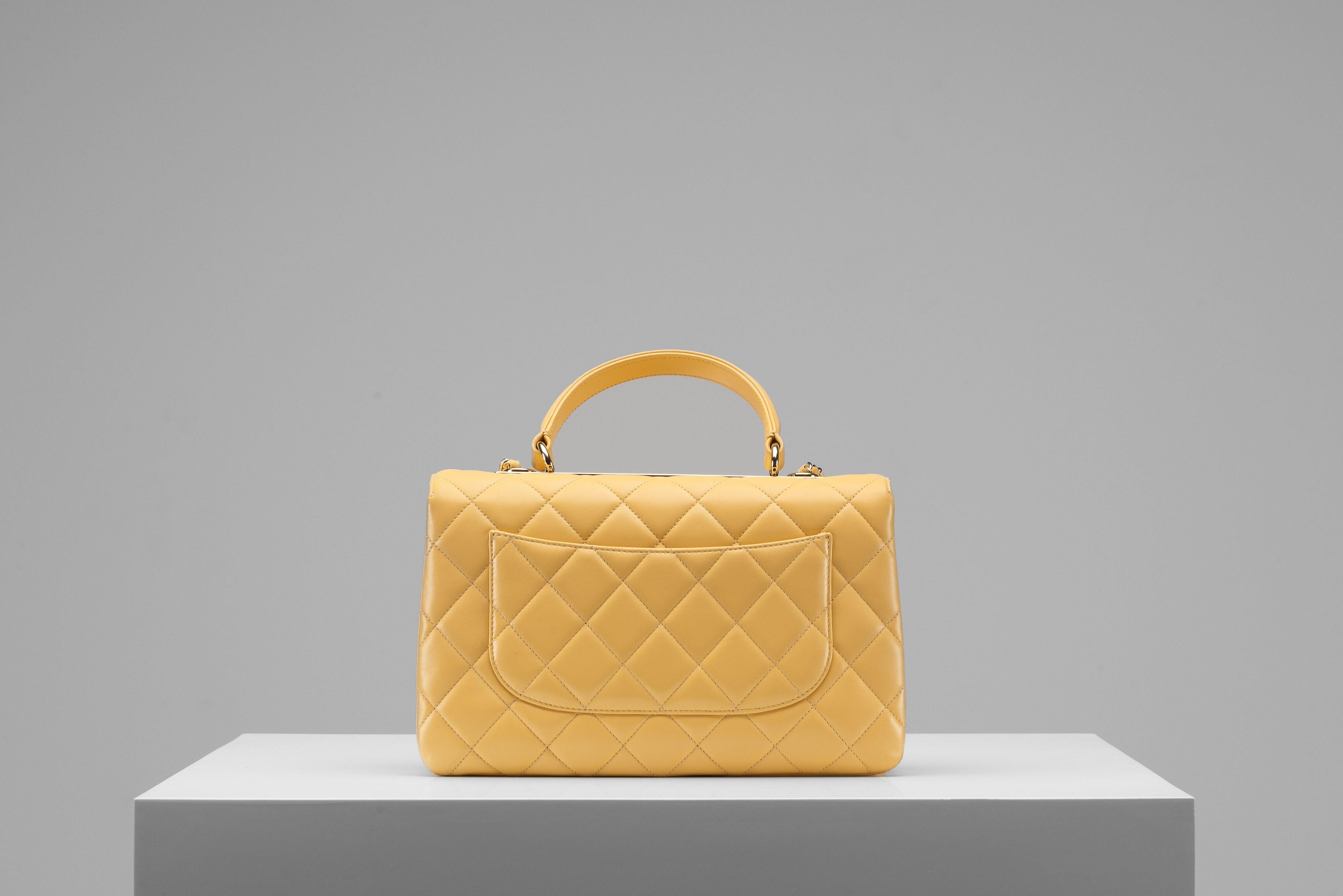 Chanel Trendy CC Medium Quilted Bag Lambskin Gold Hardware For Sale 2