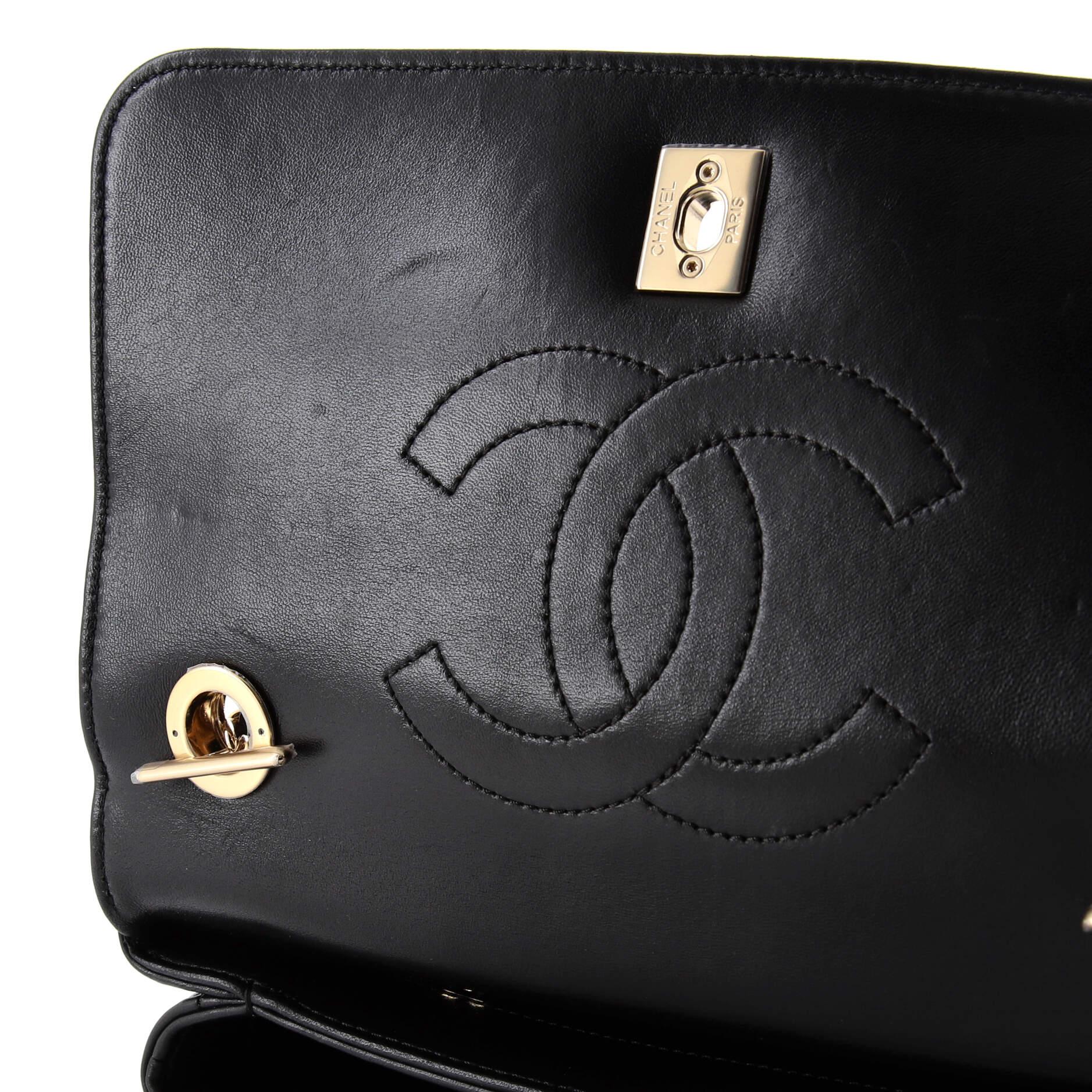 Chanel Trendy CC Top Handle Bag Chevron Lambskin Small 4
