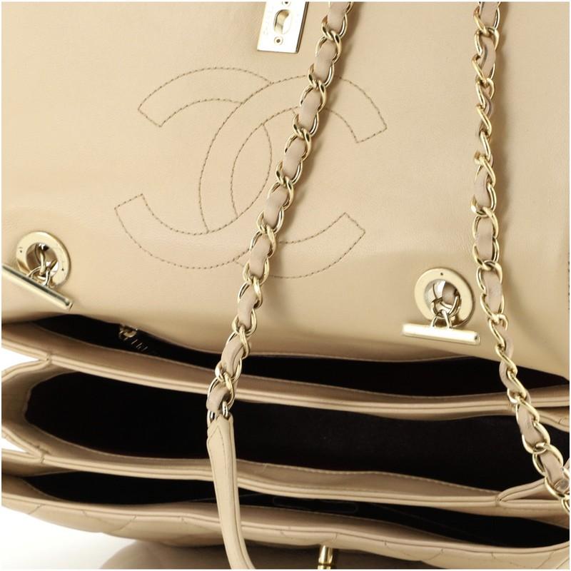 Borsa Chanel Trendy CC con manico superiore in pelle d'agnello trapuntata Media 1