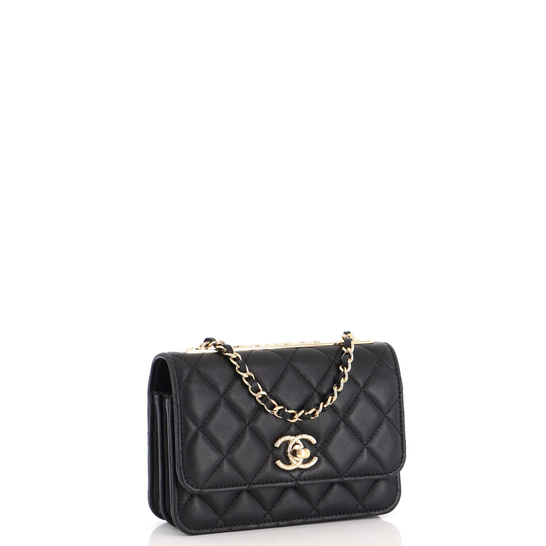 Chanel Trendy CC Wallet on Chain NM Quilted Lambskin In Good Condition In NY, NY