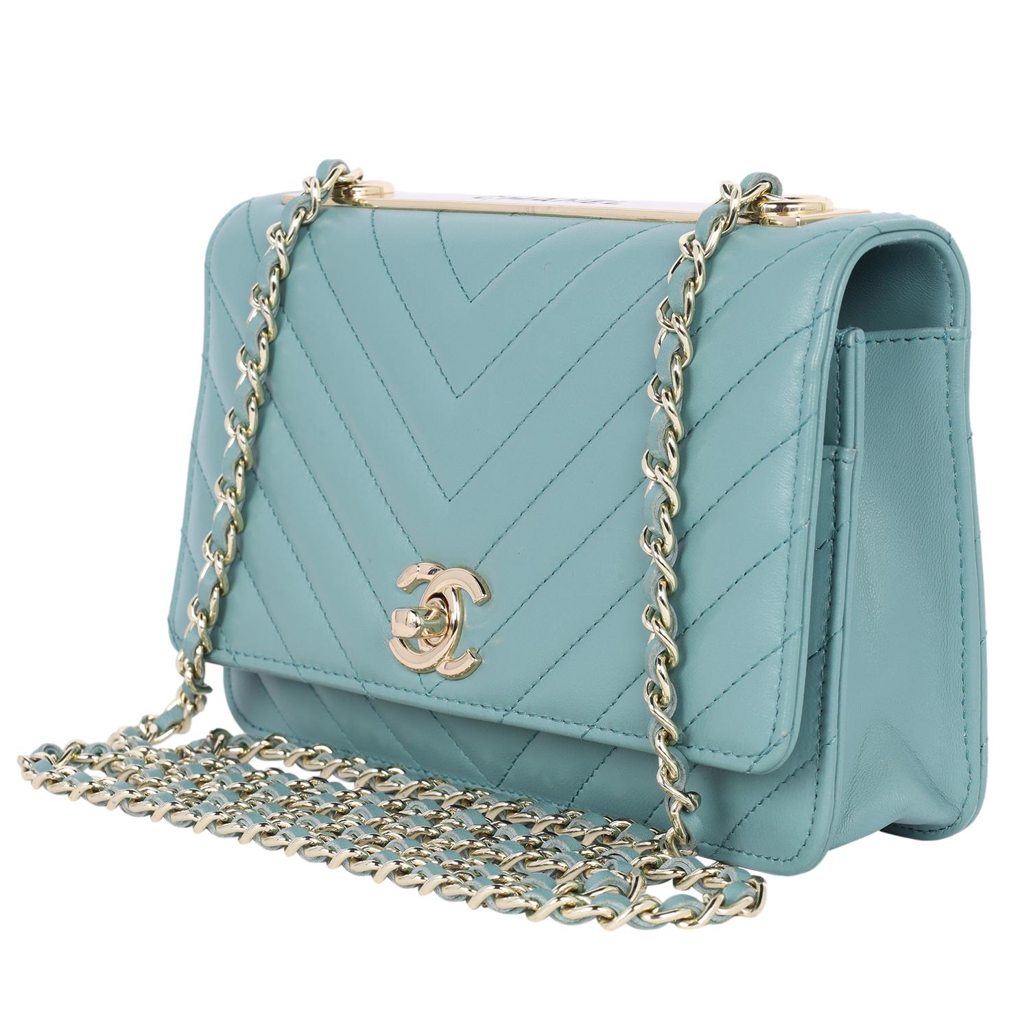 Chanel Trendy Chevron Wallet On A Chain Quilted Front Flap Turquoise 4