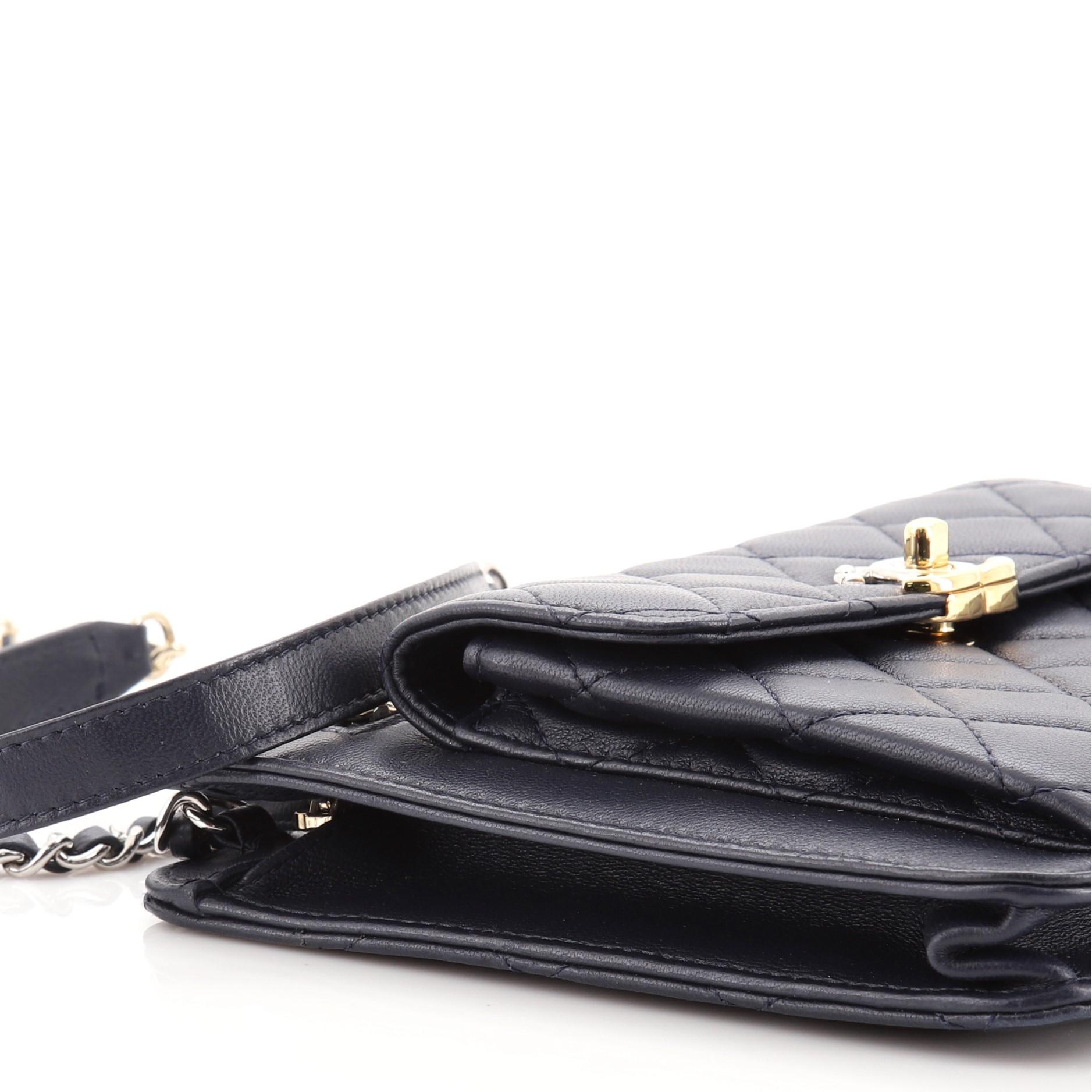 Chanel Trendy Front Pocket Clutch mit Kette Gestepptes Lammfell Klein 2