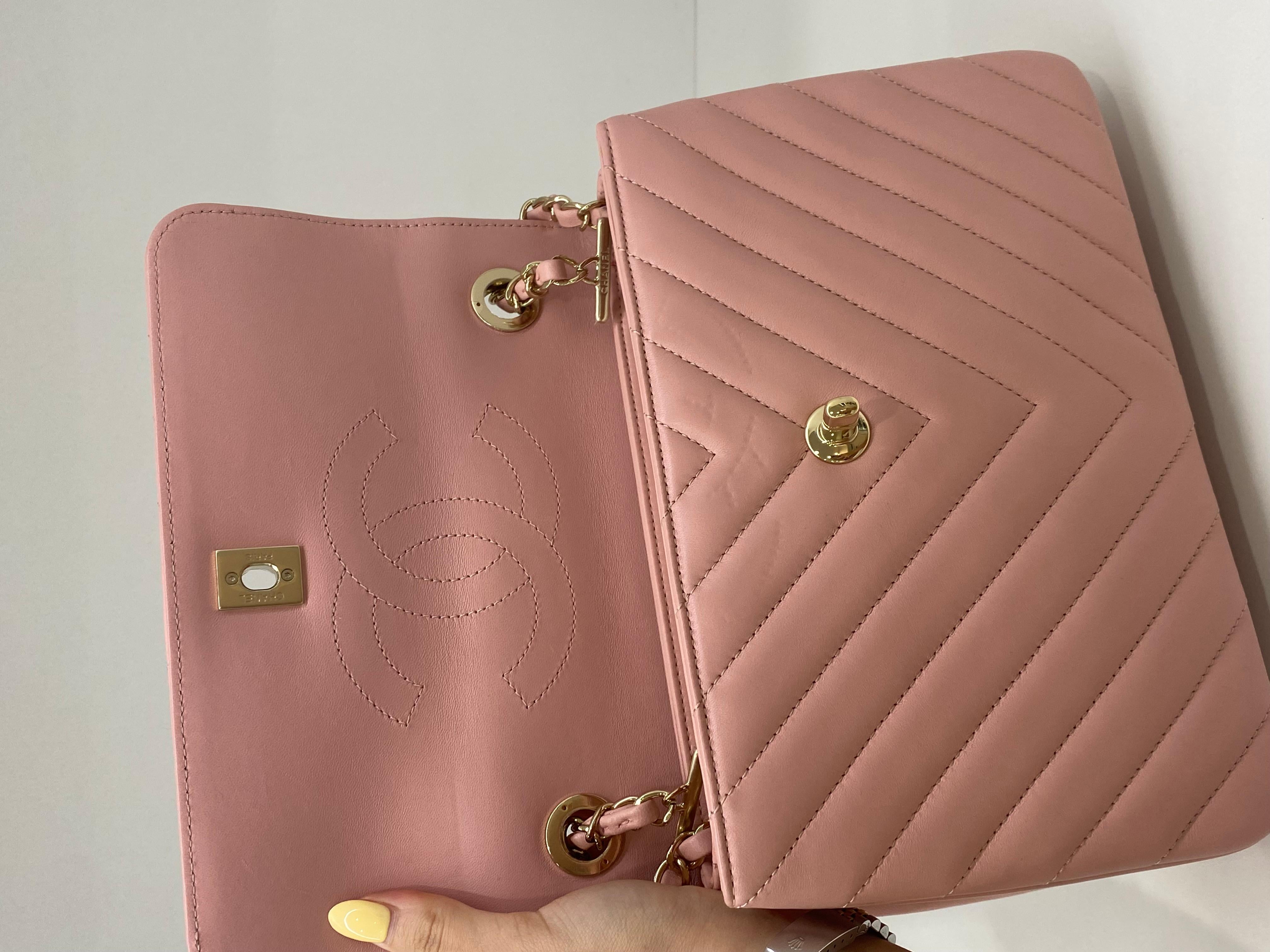 Women's or Men's Chanel Trendy Pink Chevron CGHW For Sale