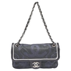 Borsa Chanel Tri Color CC Logo Camellia Embossed Canvas and Leather East West Flap