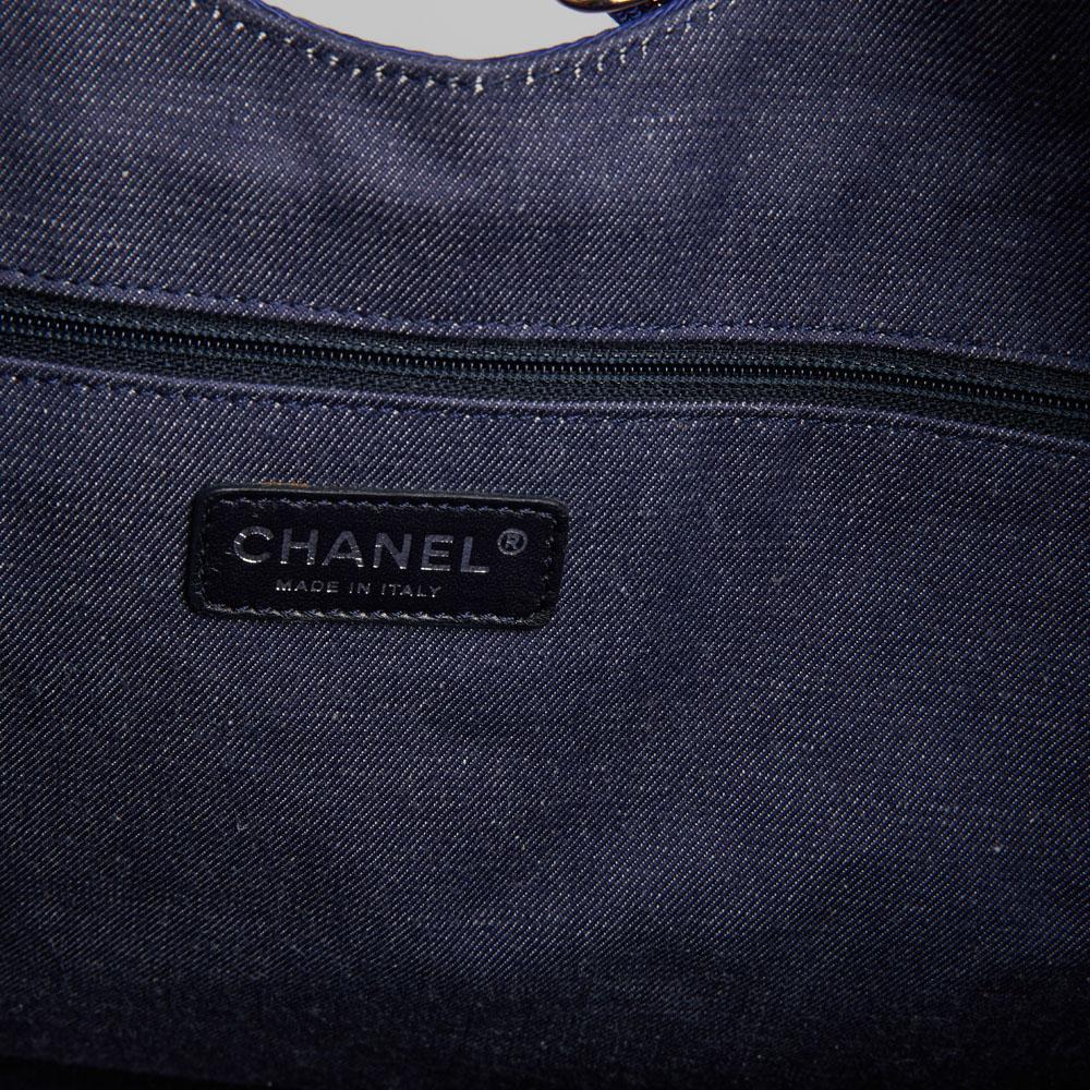 Chanel Tricolor Beach Tote Bag For Sale 2