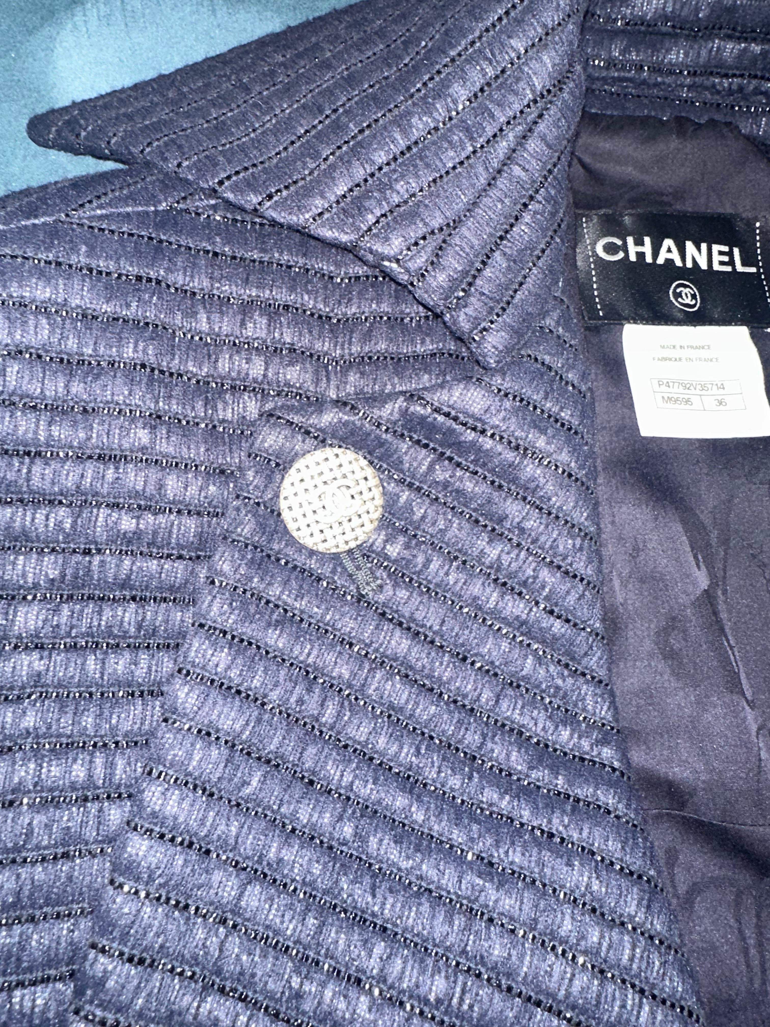 da uomo o donna Coates con rifiniture di Chanel, taglia 36 in vendita
