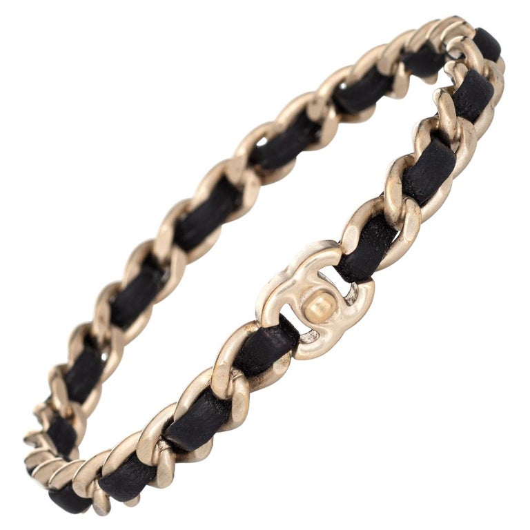 Chanel CC chain bracelet gold and black leather - VALOIS VINTAGE PARIS