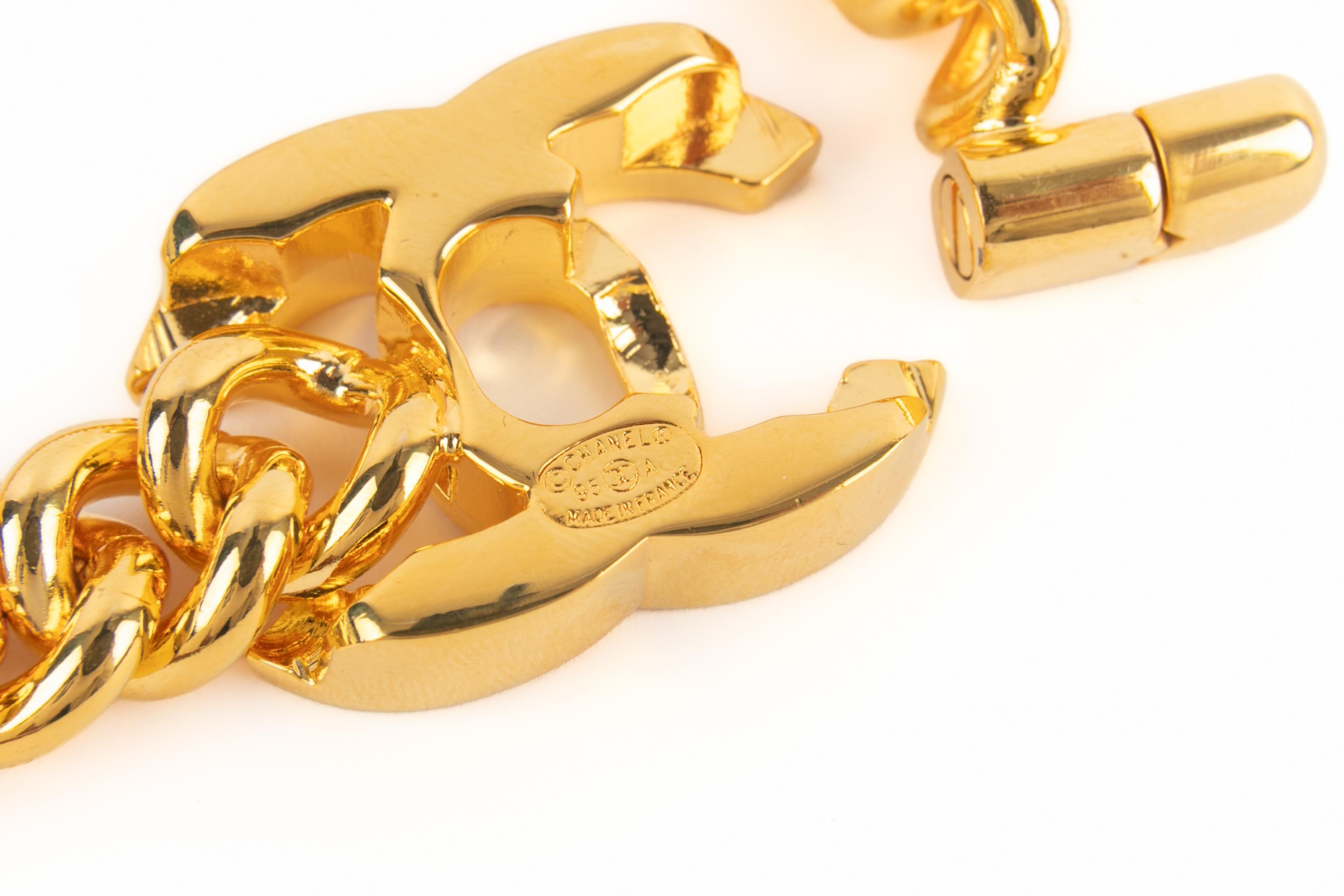 Chanel pulsera de cierre giratorio 1995 en venta 2