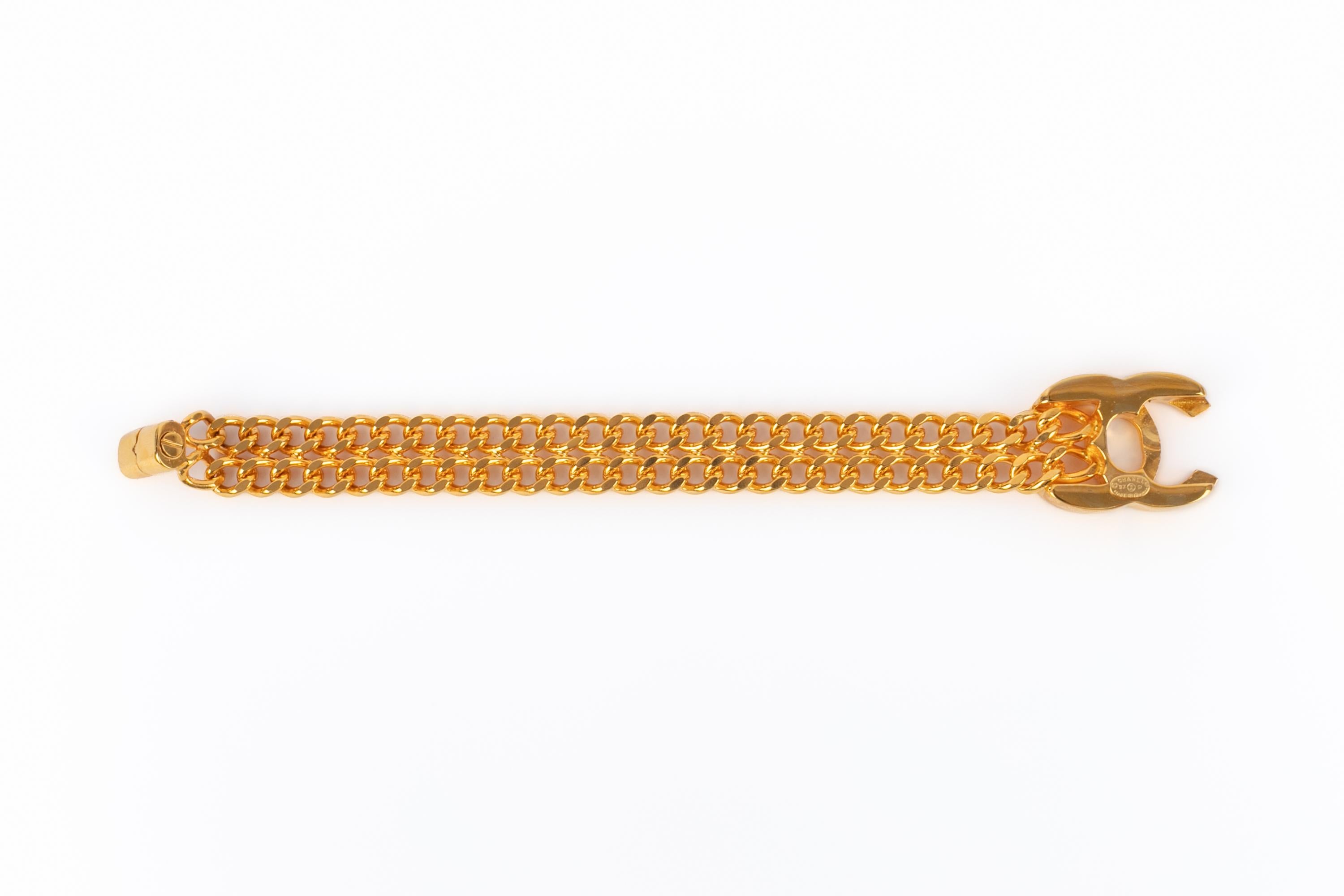 Chanel pulsera de cierre giratorio 1997 en venta 3