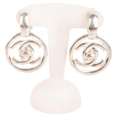 Chanel, boucles d'oreilles tourbillon 1997