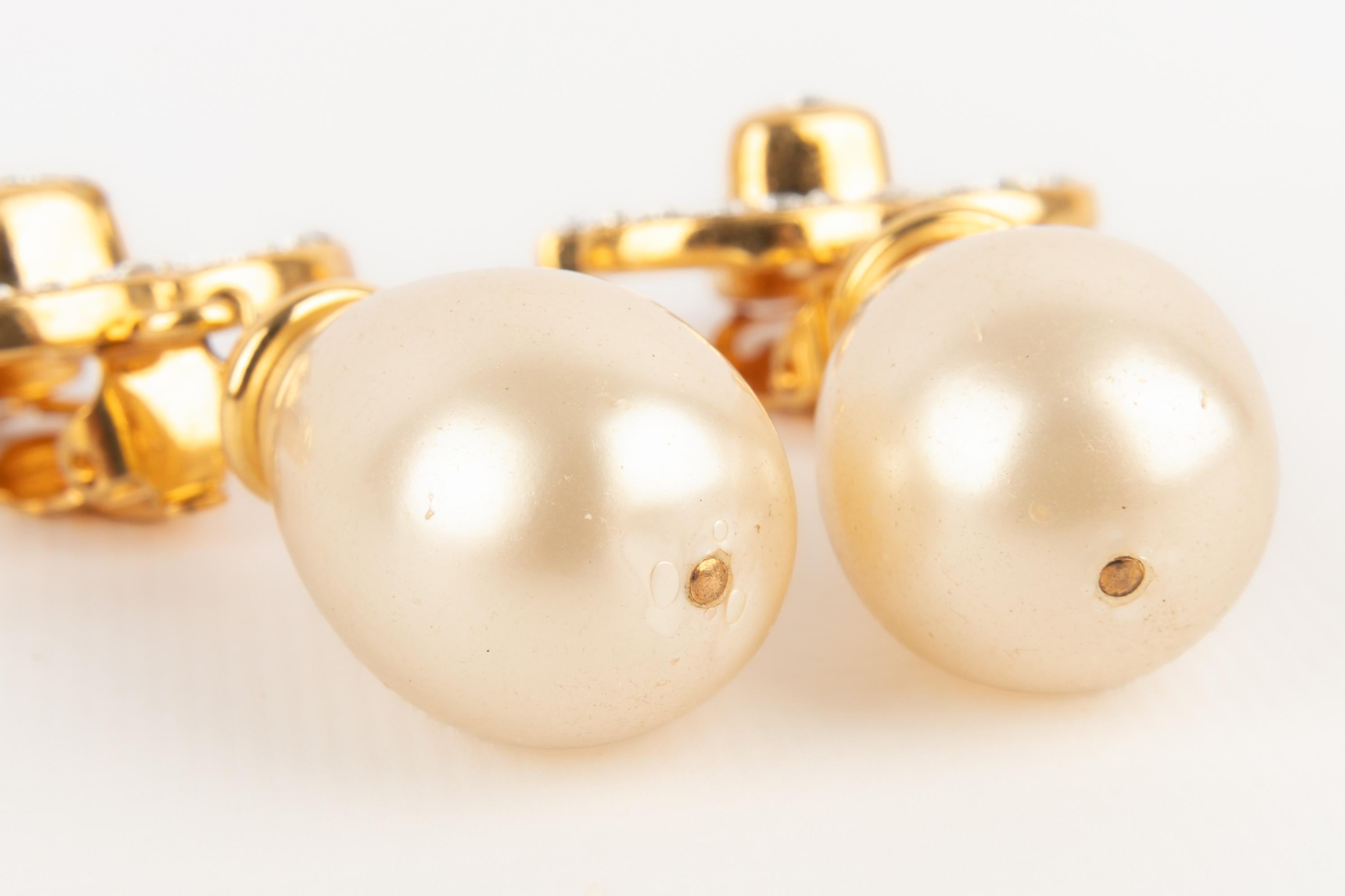 Chanel turnlock earrings 2