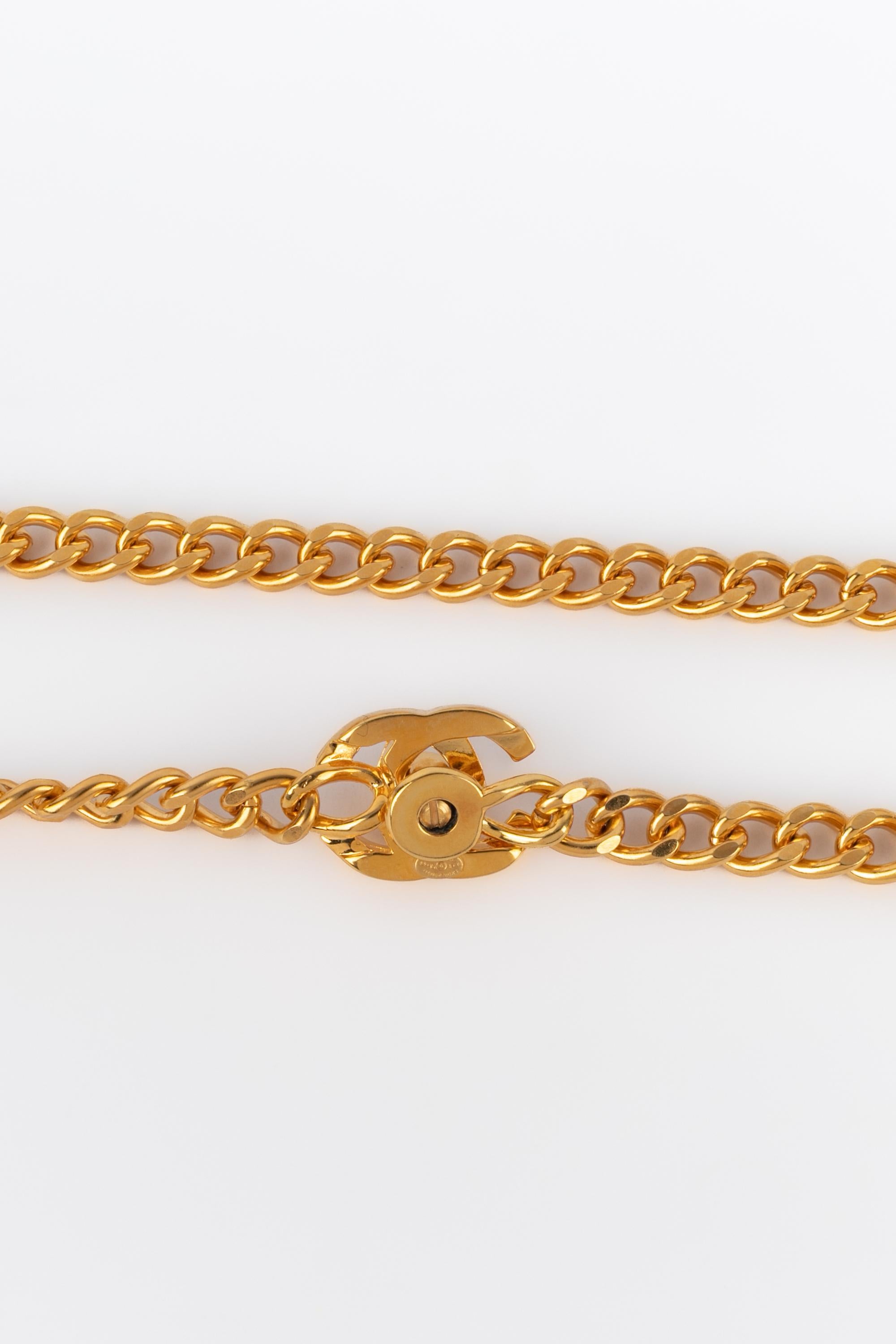 Women's Chanel turnlock necklace 1996