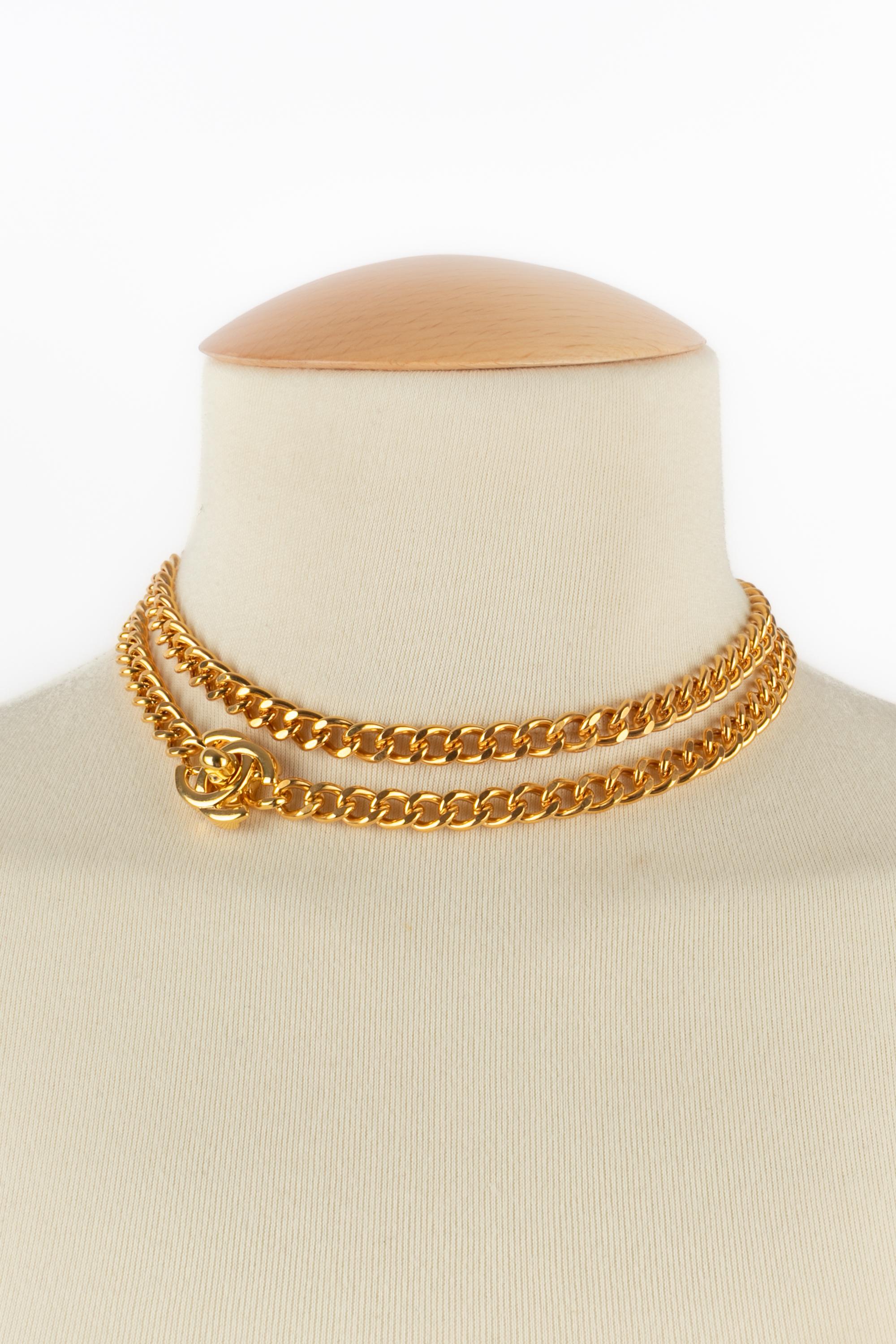 Chanel turnlock necklace 1996 5
