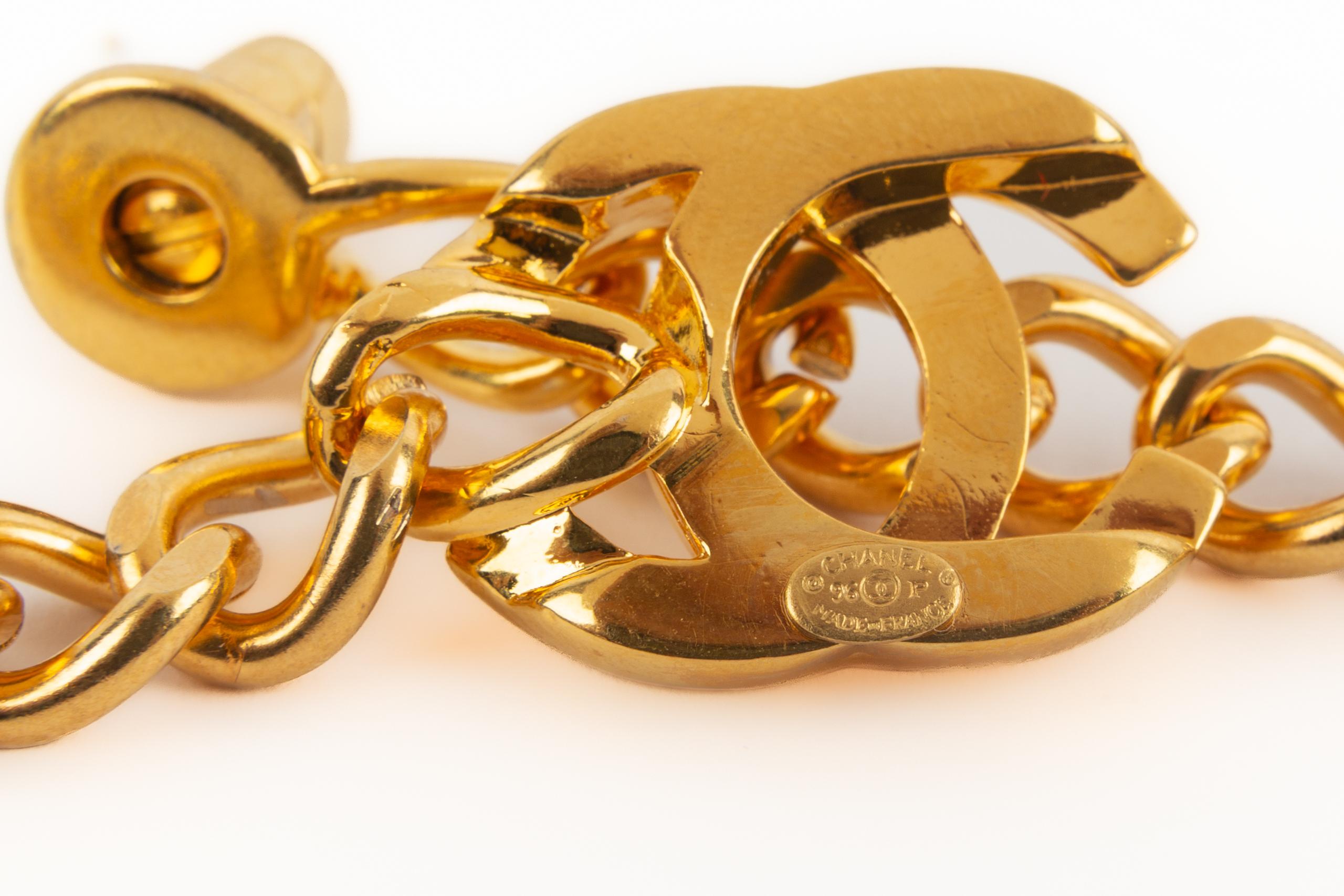 Collana Chanel con chiusura a girello in vendita 3