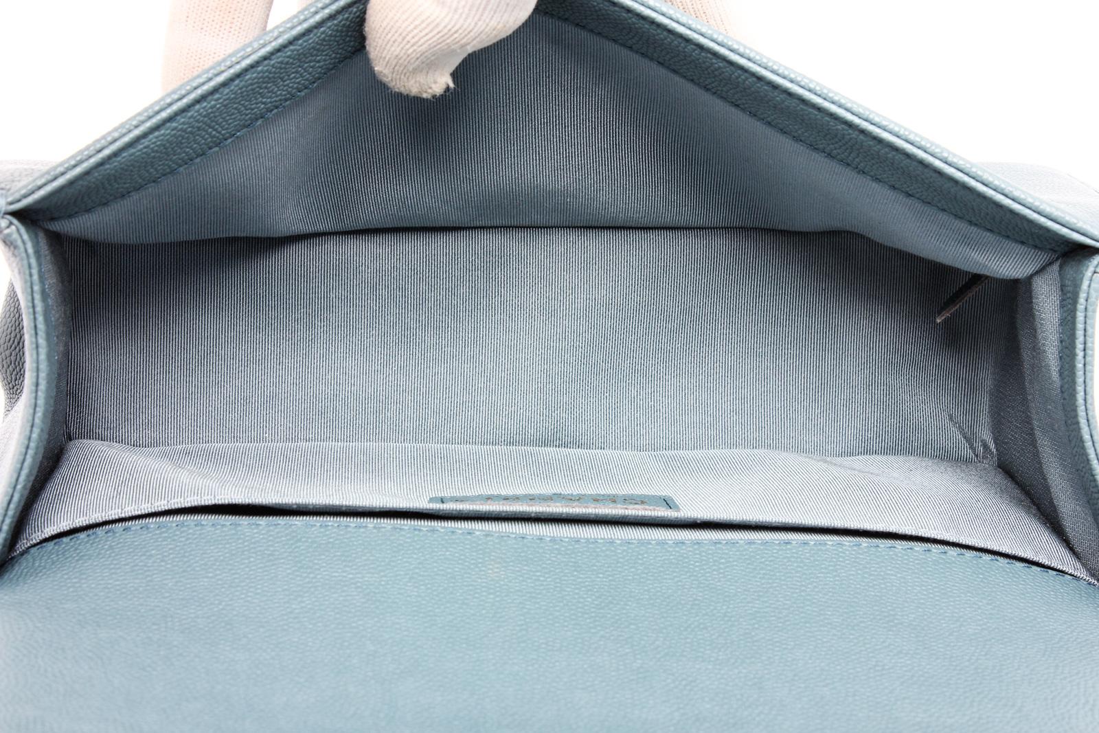 Women's Chanel Turquoise Blue Caviar Leather Boy Bag