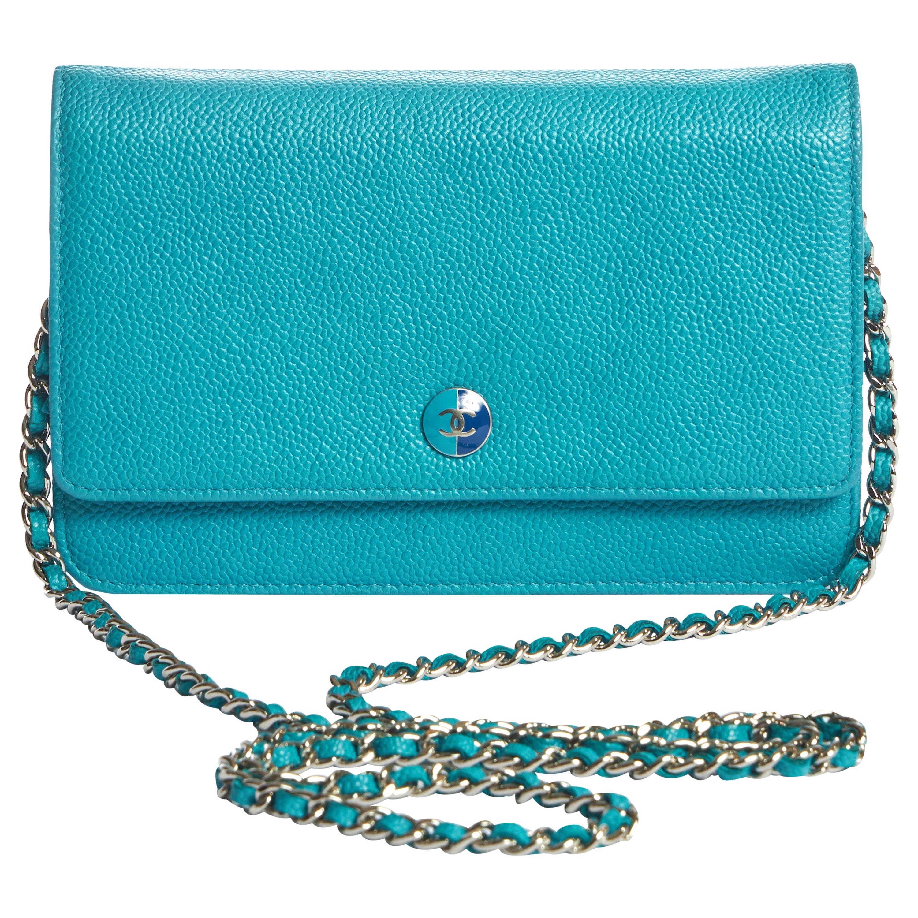 Etro Blue Paisley Print Messenger Bag with Adjustable Shoulder Strap  (Unisex) For Sale at 1stDibs