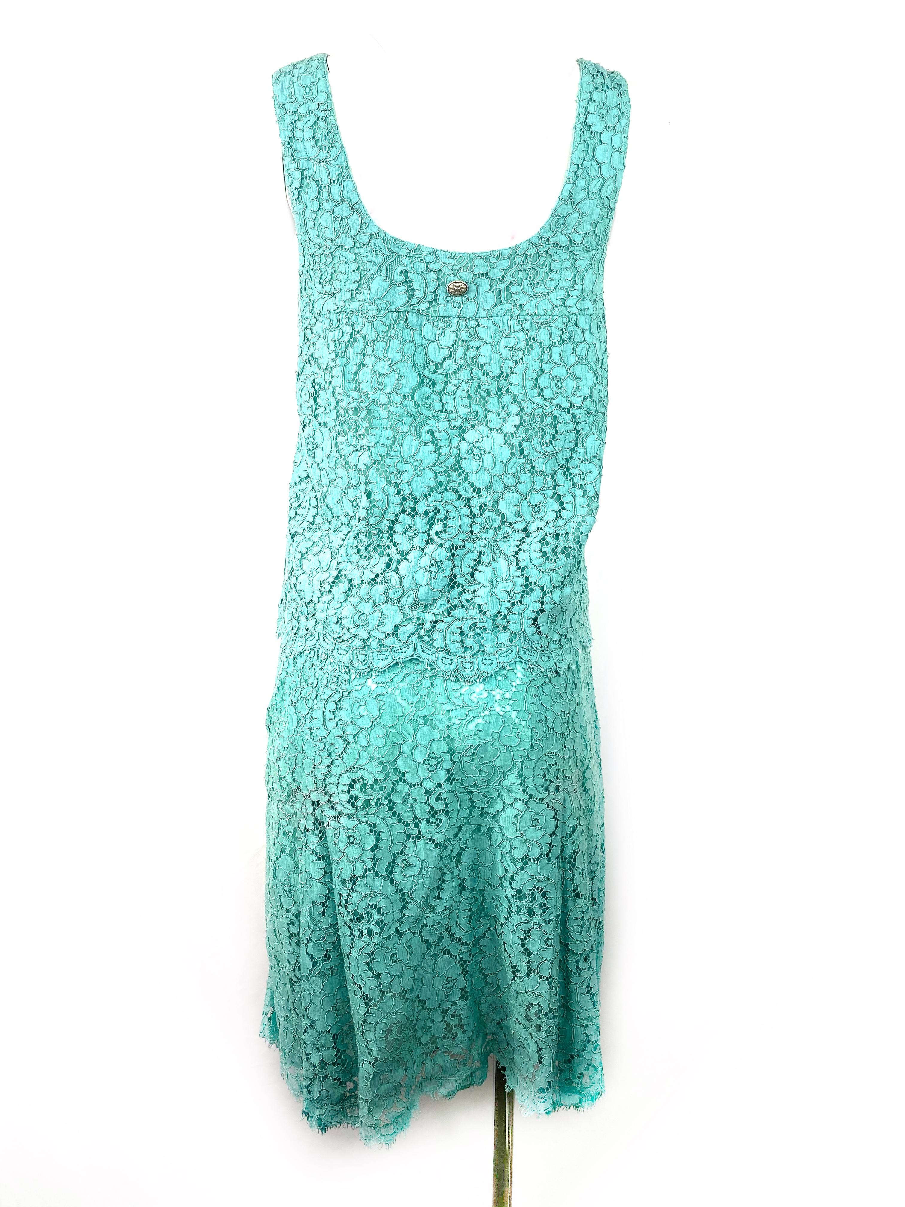 Chanel Turquoise Floral Lace Top and Skirt Set Size 40 In Excellent Condition For Sale In Beverly Hills, CA