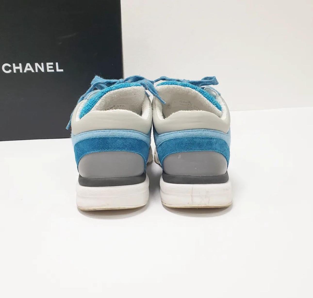 Chanel Turquoise Suede Reflective CC Logo Lace Up Sneakers In Good Condition In Krakow, PL