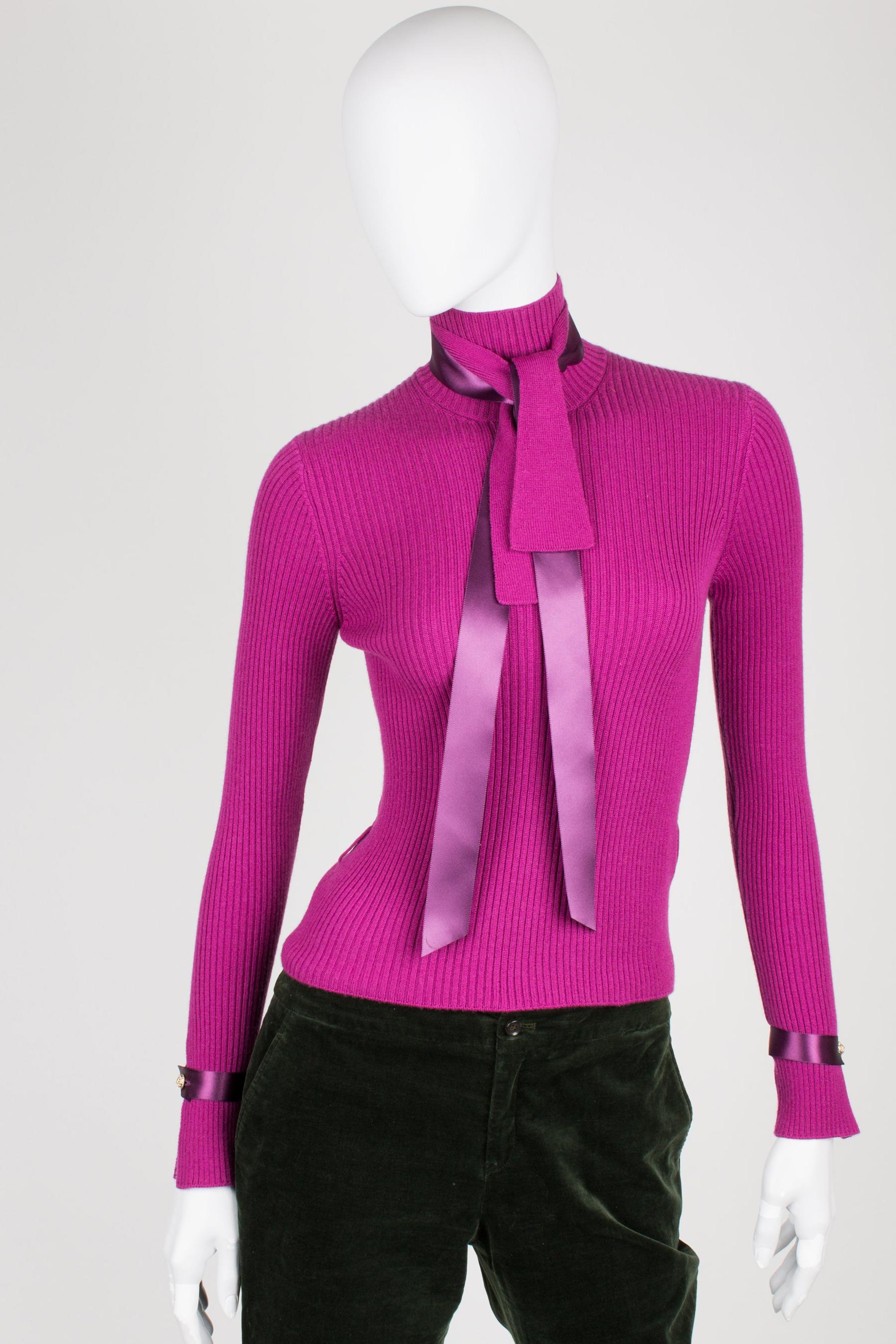 Chanel Turtle Neck Cashmere Sweater - purple For Sale 2