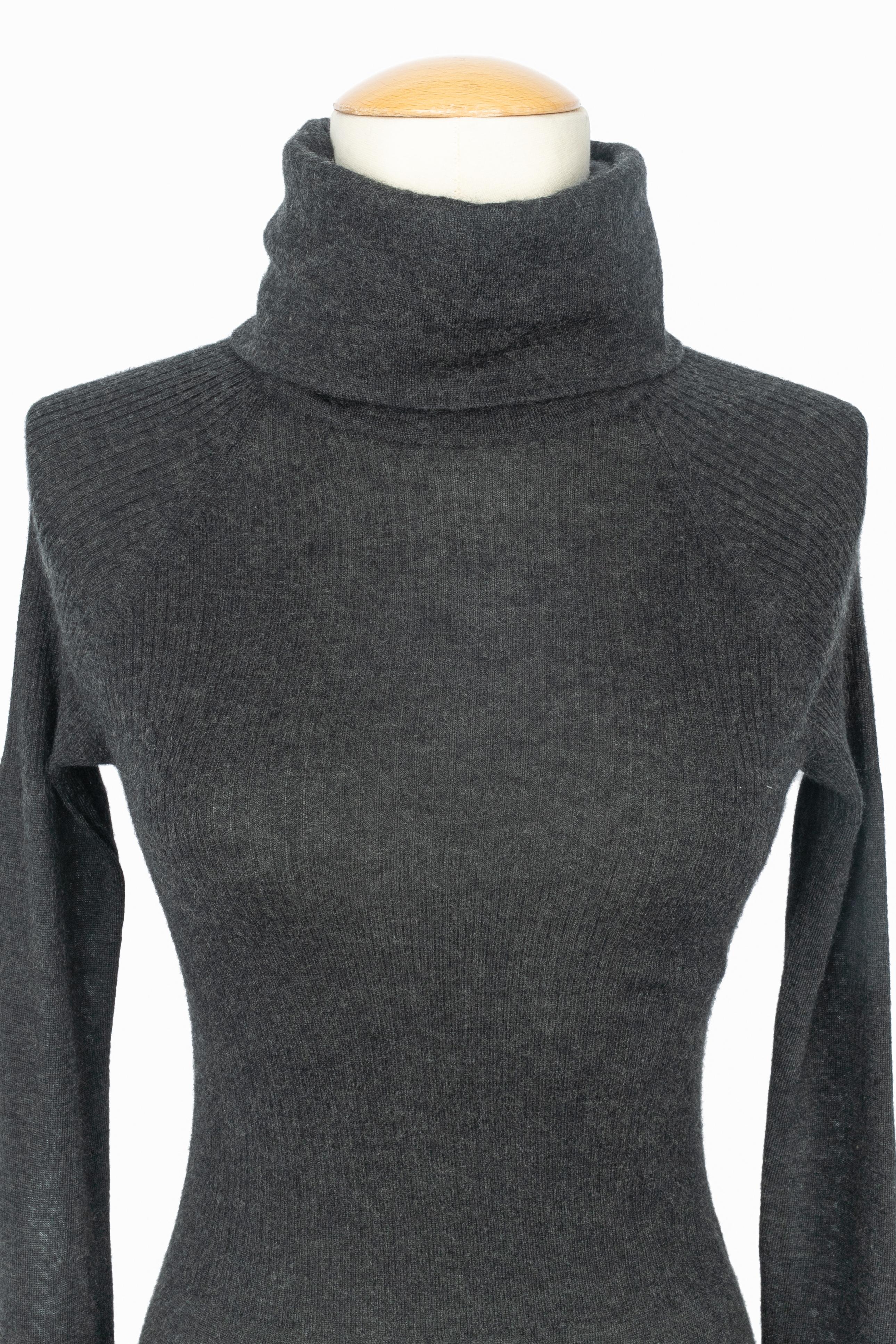 Chanel turtleneck sweater en vente 1