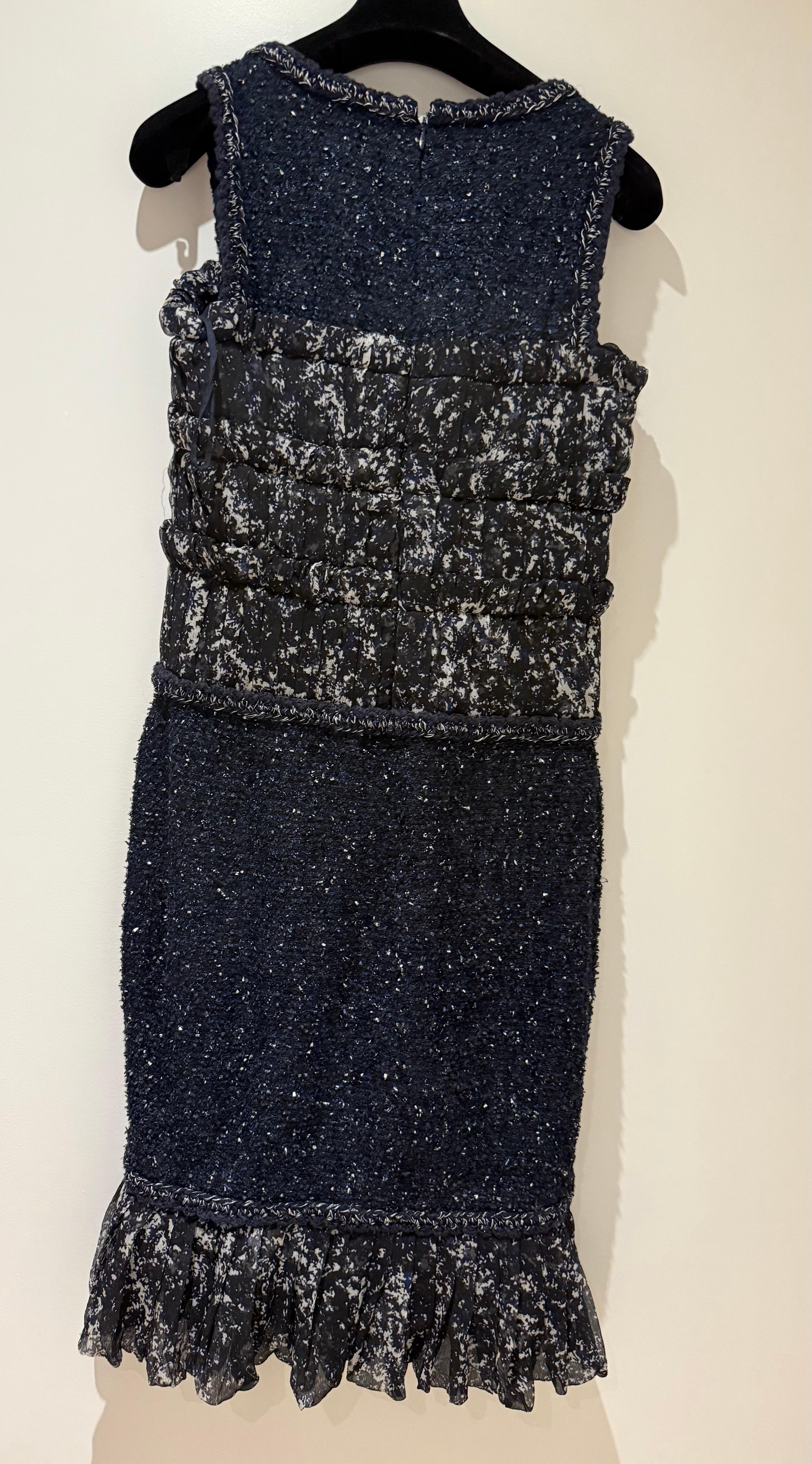 Women's or Men's Chanel Tweed and silk Dress Navy Color For Sale