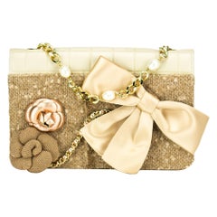 Chanel Tweed Camelia Pearl Lambskin Vintage 2001 Runway Flap