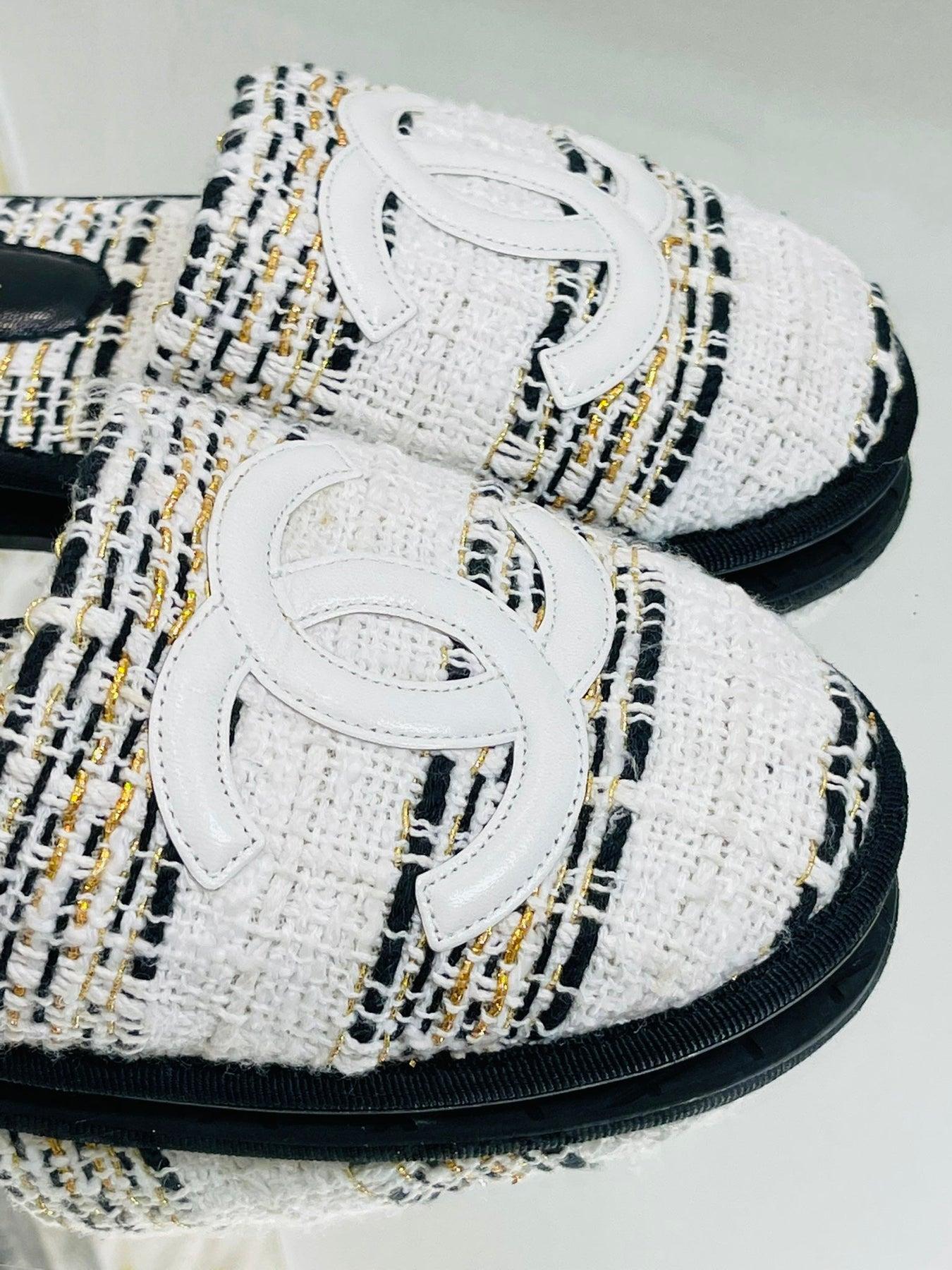 Gray Chanel Tweed 'CC' Logo Slippers For Sale