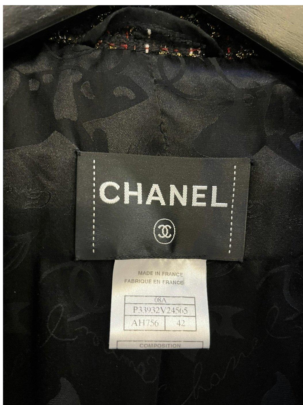 Chanel Tweed-Mantel im Angebot 5