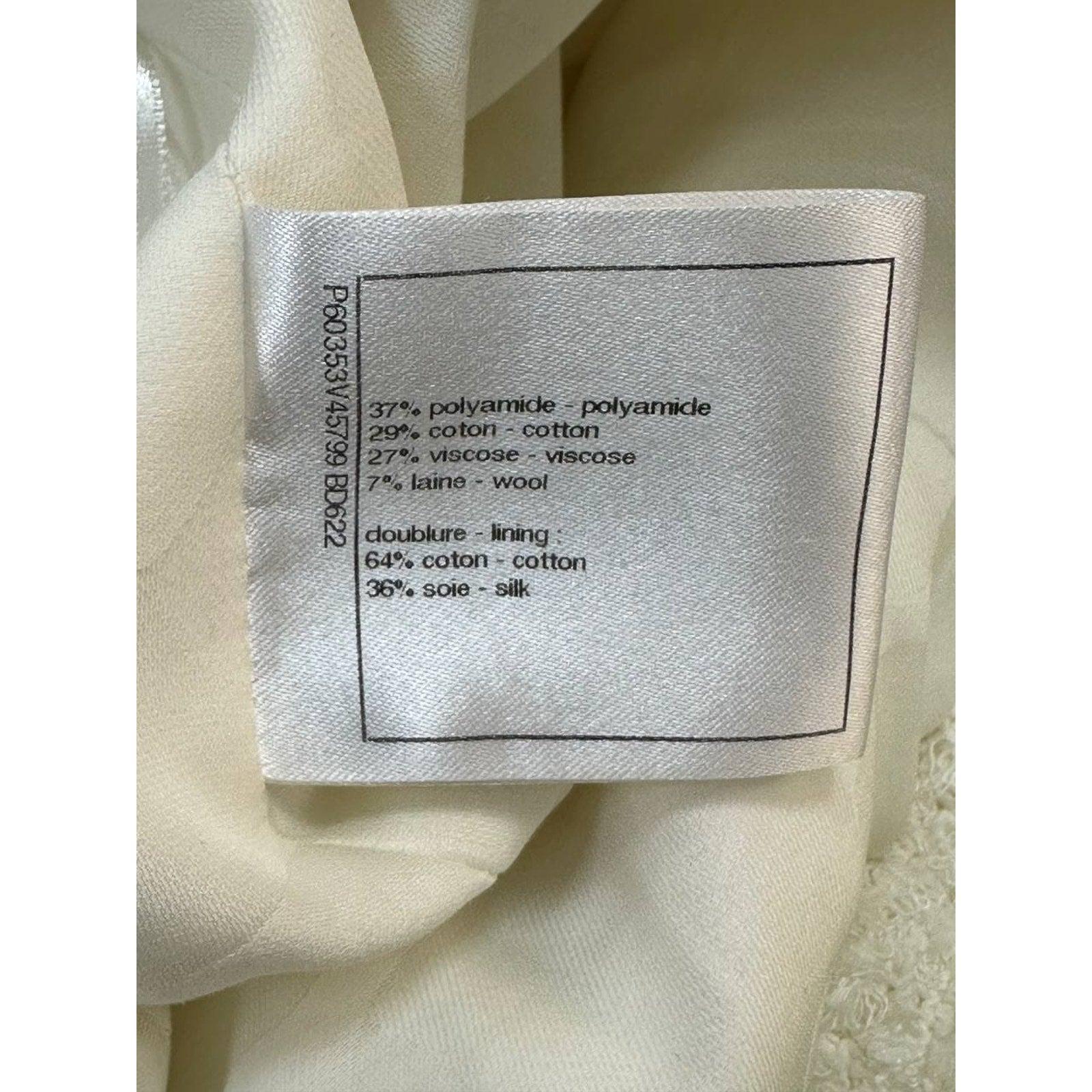 Chanel Tweed Elfenbein Mini-Rock Sz.40 im Zustand „Hervorragend“ im Angebot in Krakow, PL